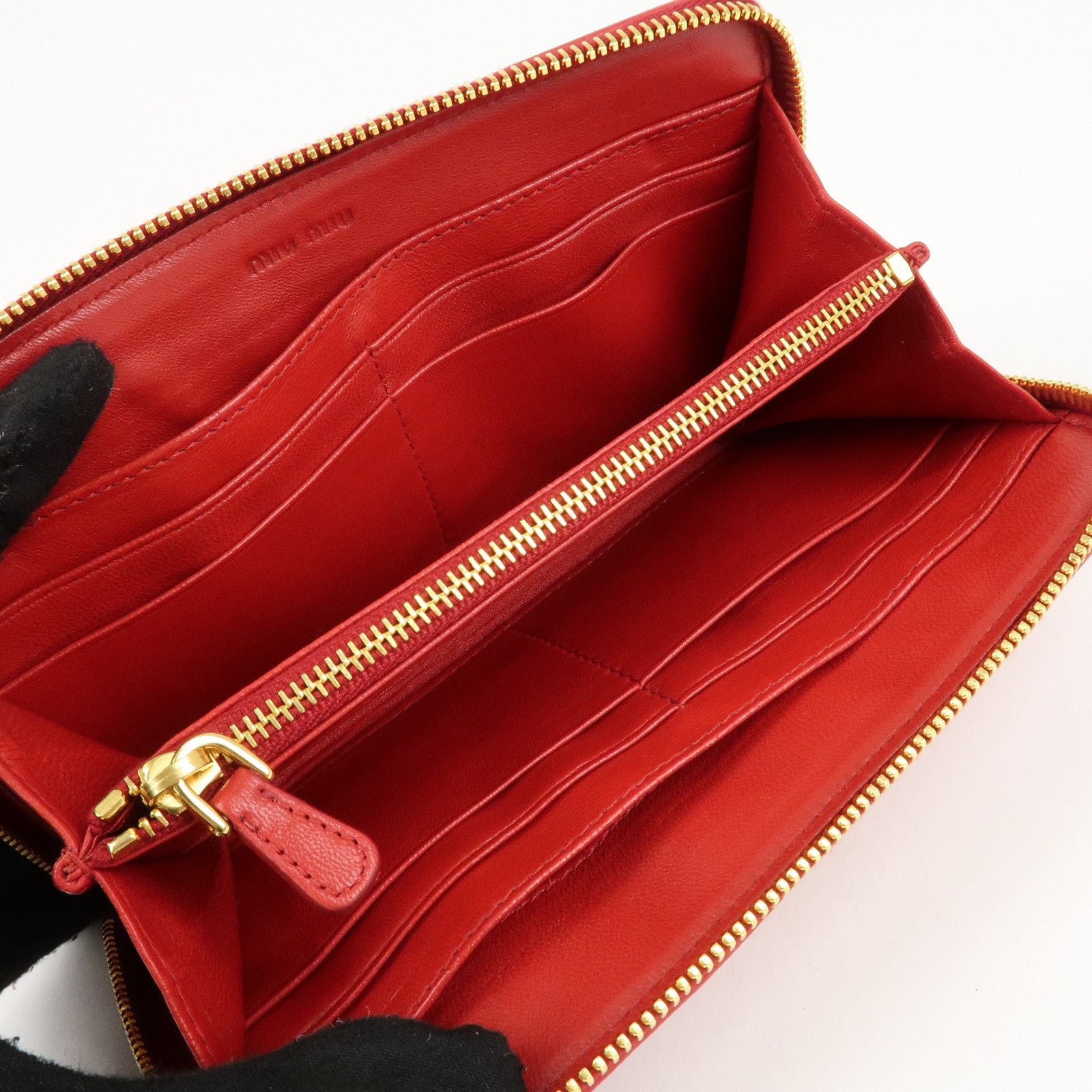 MIU MIU Leather Round Zipper Long Wallet Red Pink