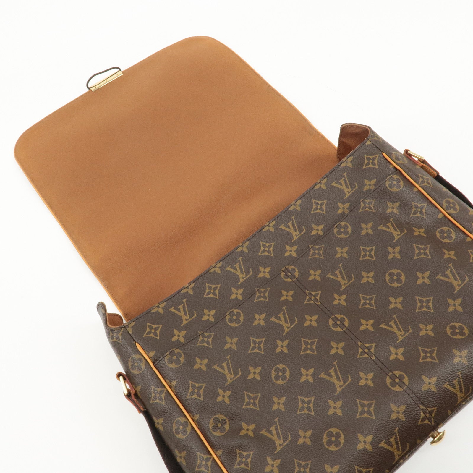 Louis Vuitton Monogram Abbesses Messenger Bag Hand Bag M45257