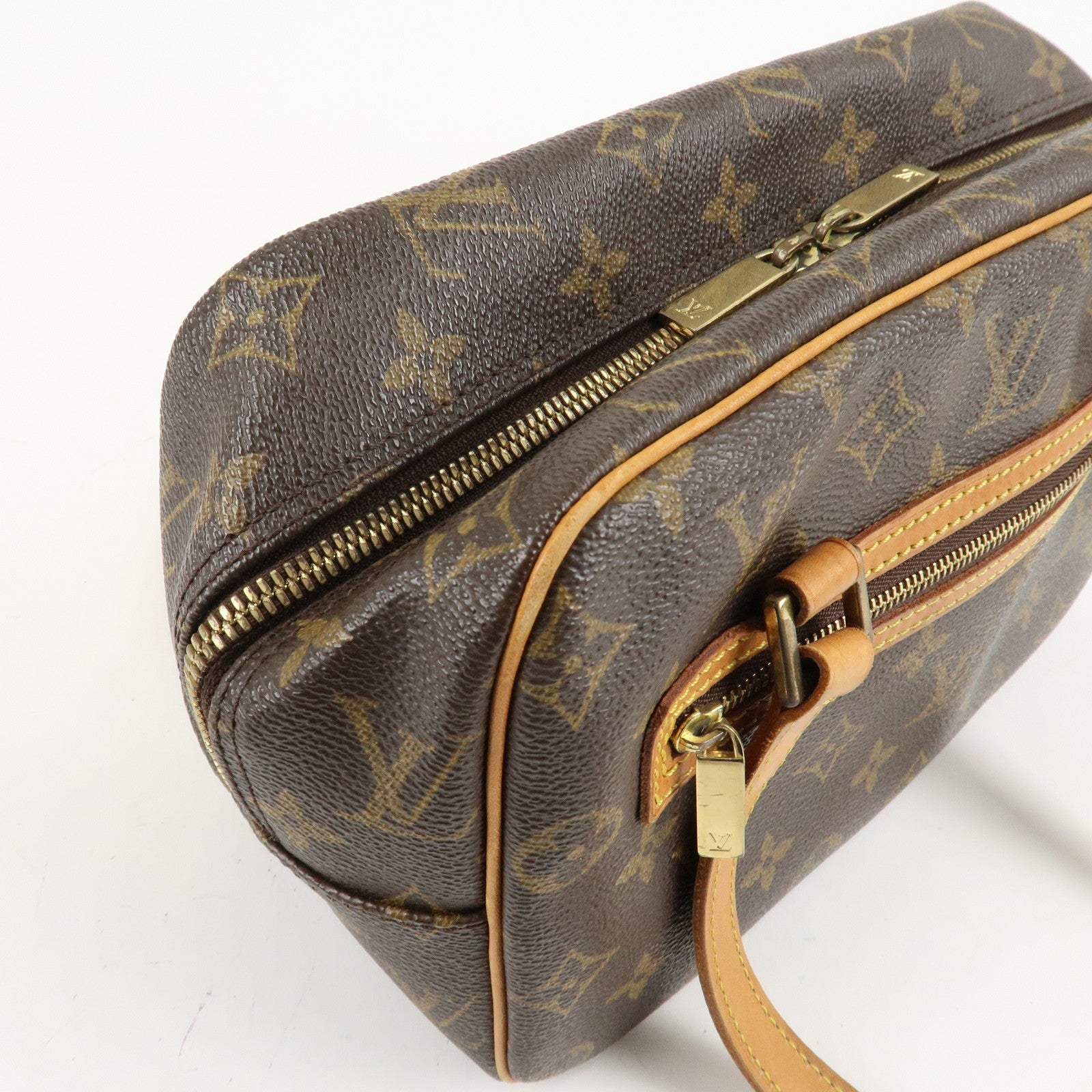 Louis Vuitton Monogram Cite MM Shoulder Bag Hand Bag M51182 Used