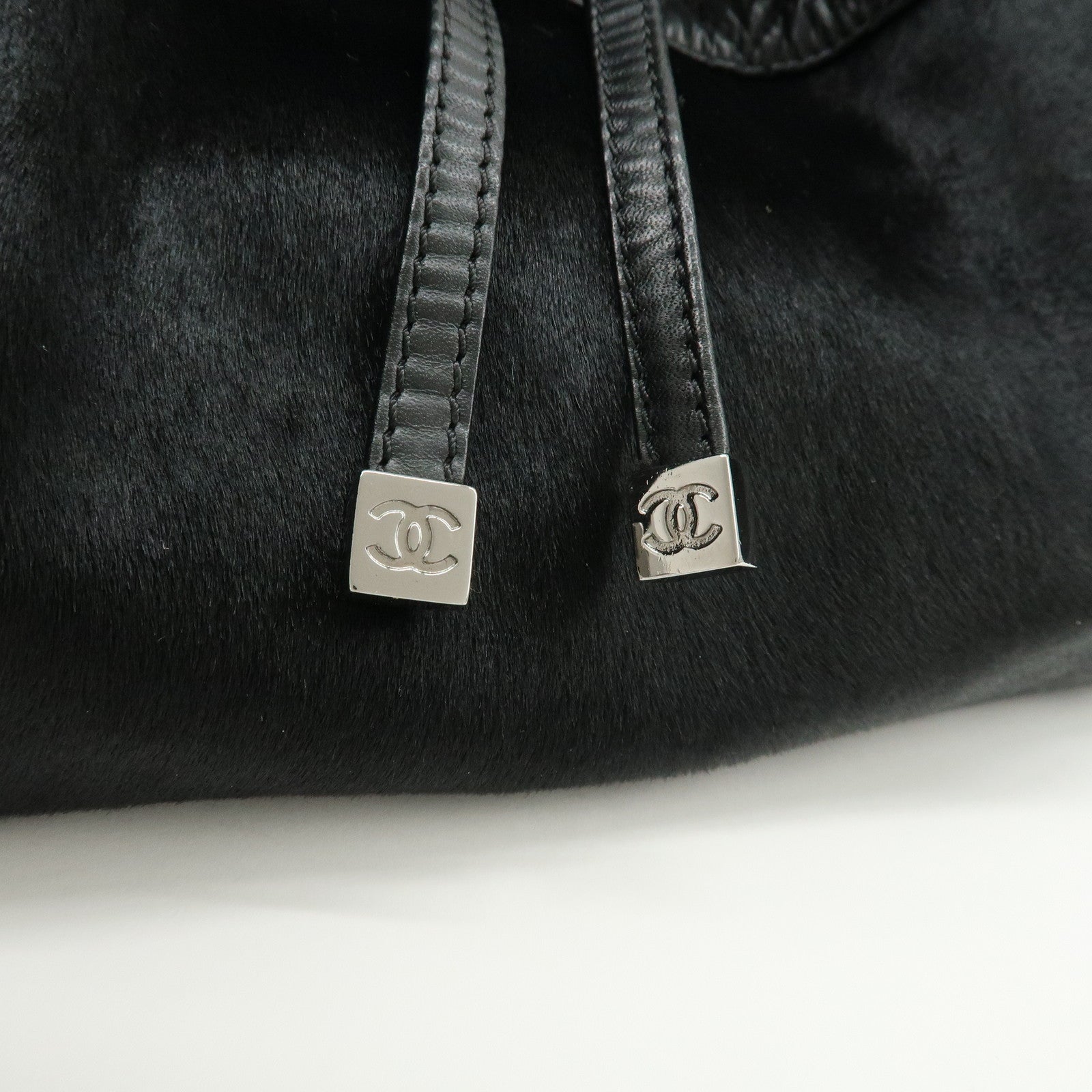 CHANEL Matelasse Pony Hair Leather Chain Drawstring Tote Bag Used