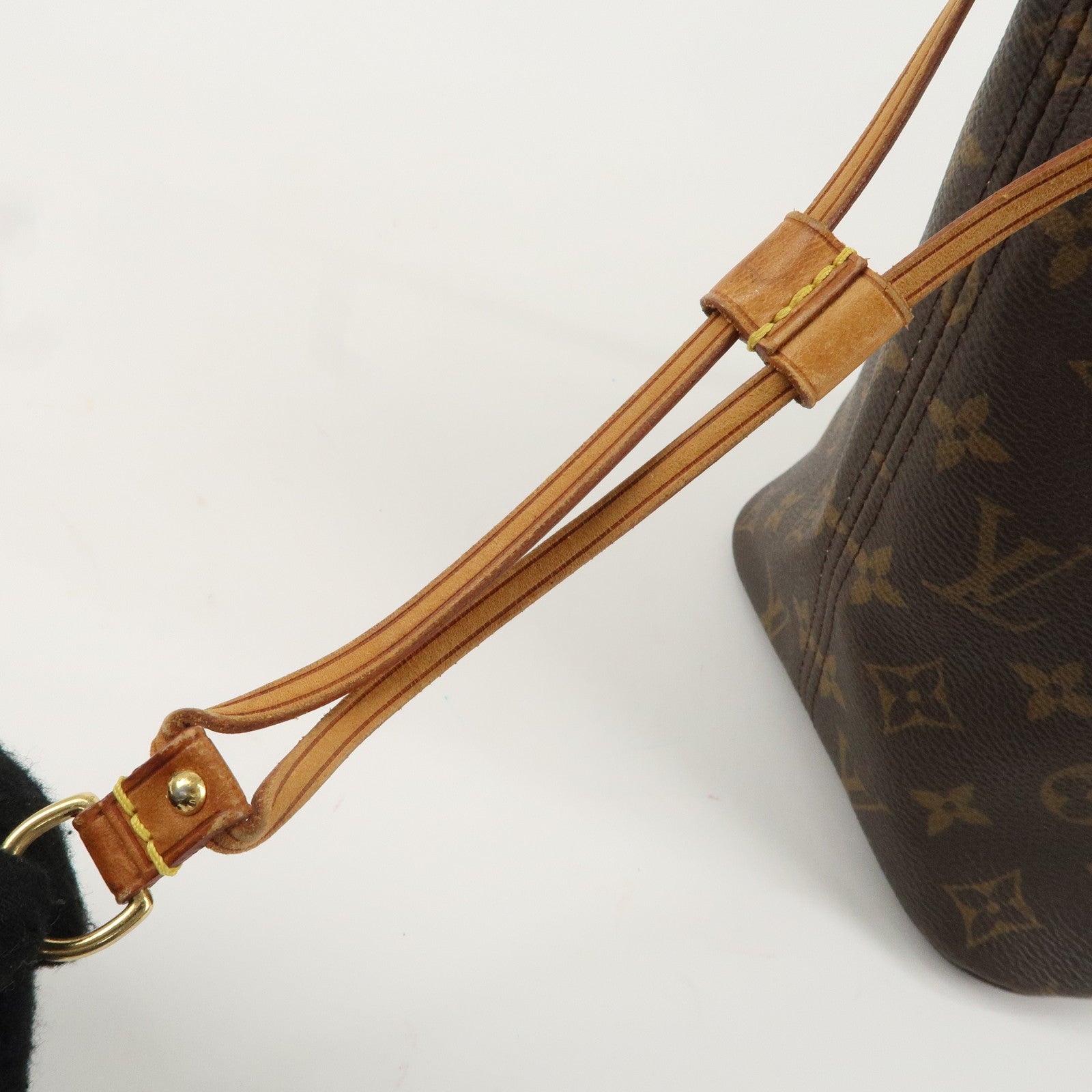 Louis Vuitton Monogram Neverfull MM Tote Bag Brown M40156