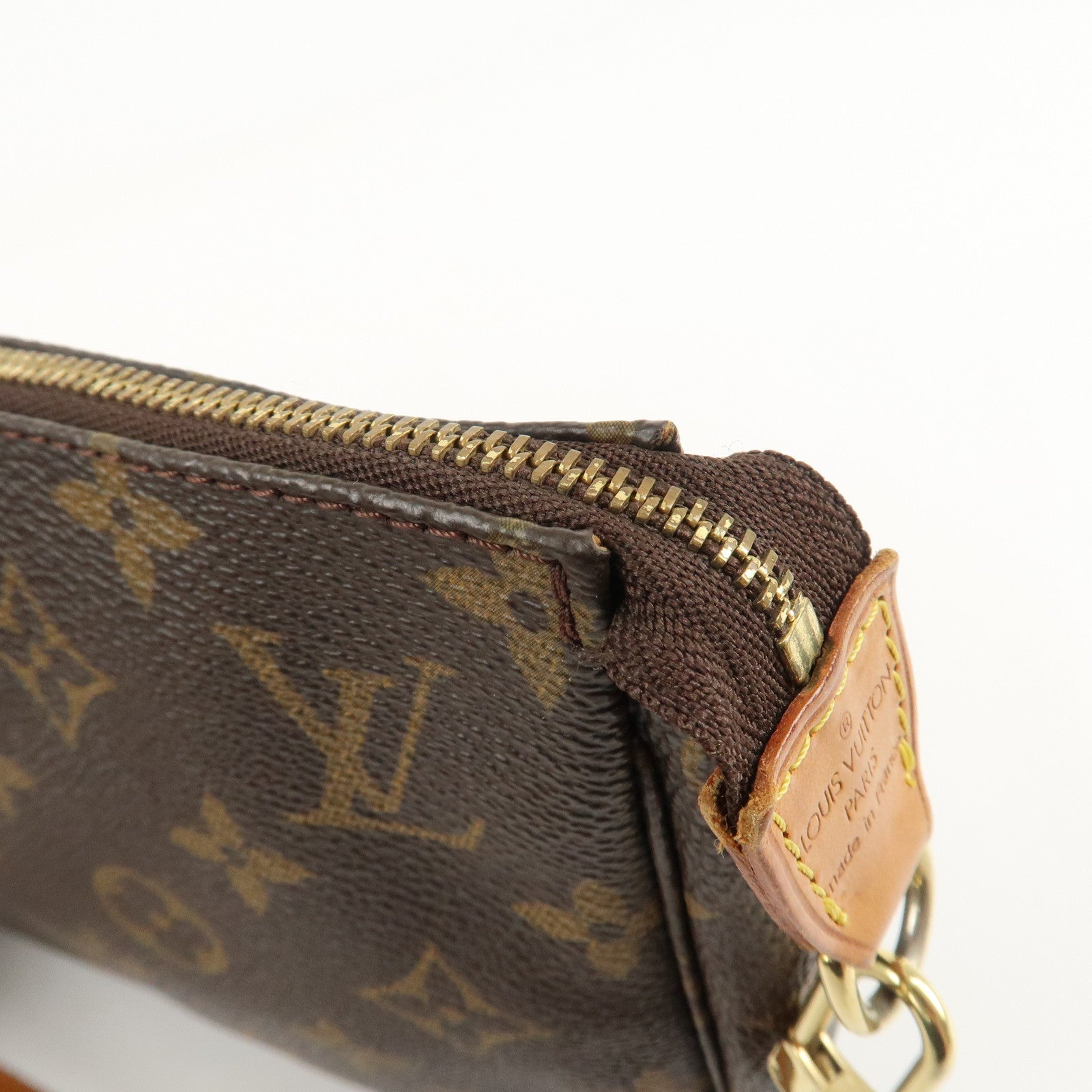 Louis Vuitton Monogram Pochette Accessoires Pouch M51980