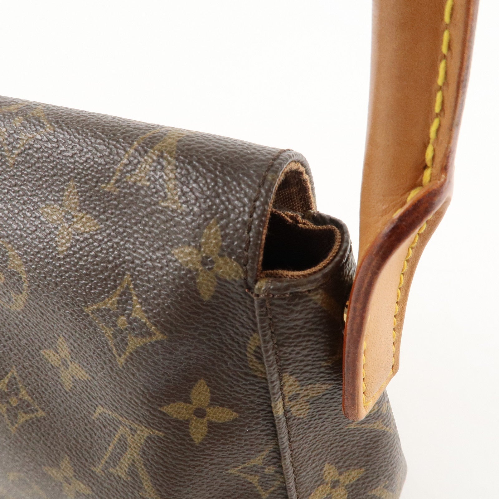 Louis Vuitton Monogram Mini Looping Shoulder Bag Hand Bag M51147