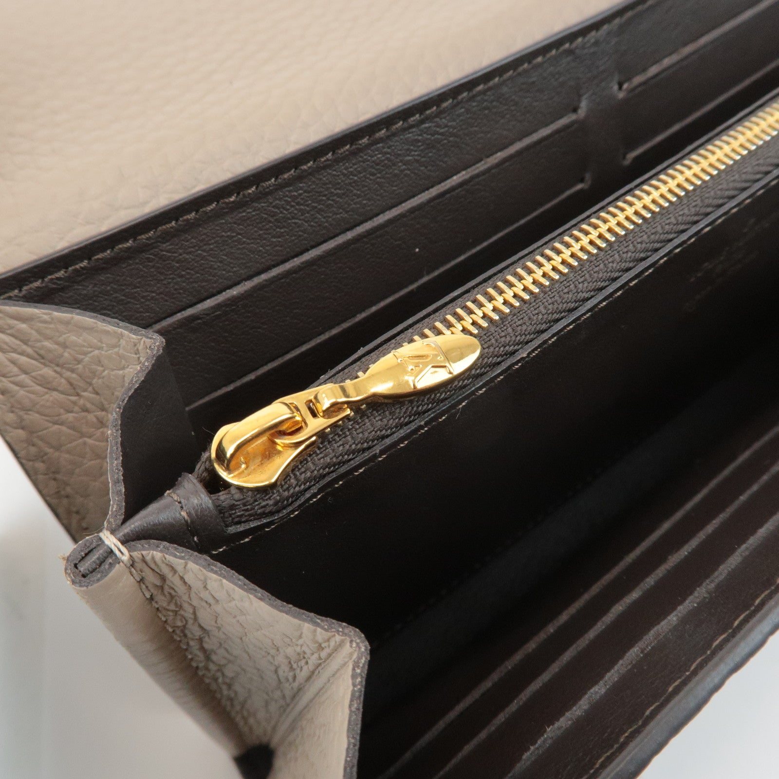 Louis Vuitton Portefeuille Capucines Long Wallet M61249 Gare Used