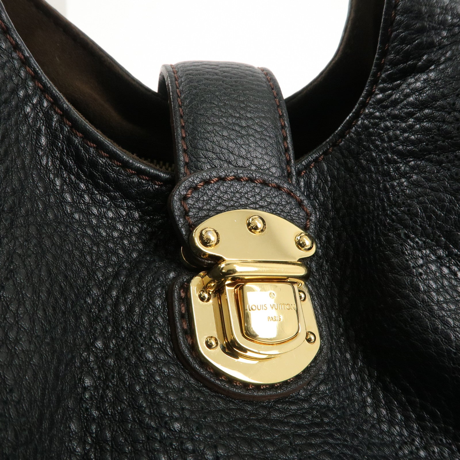 Louis Vuitton Monogram Mahina Size L Shoulder Bag Noir M95765