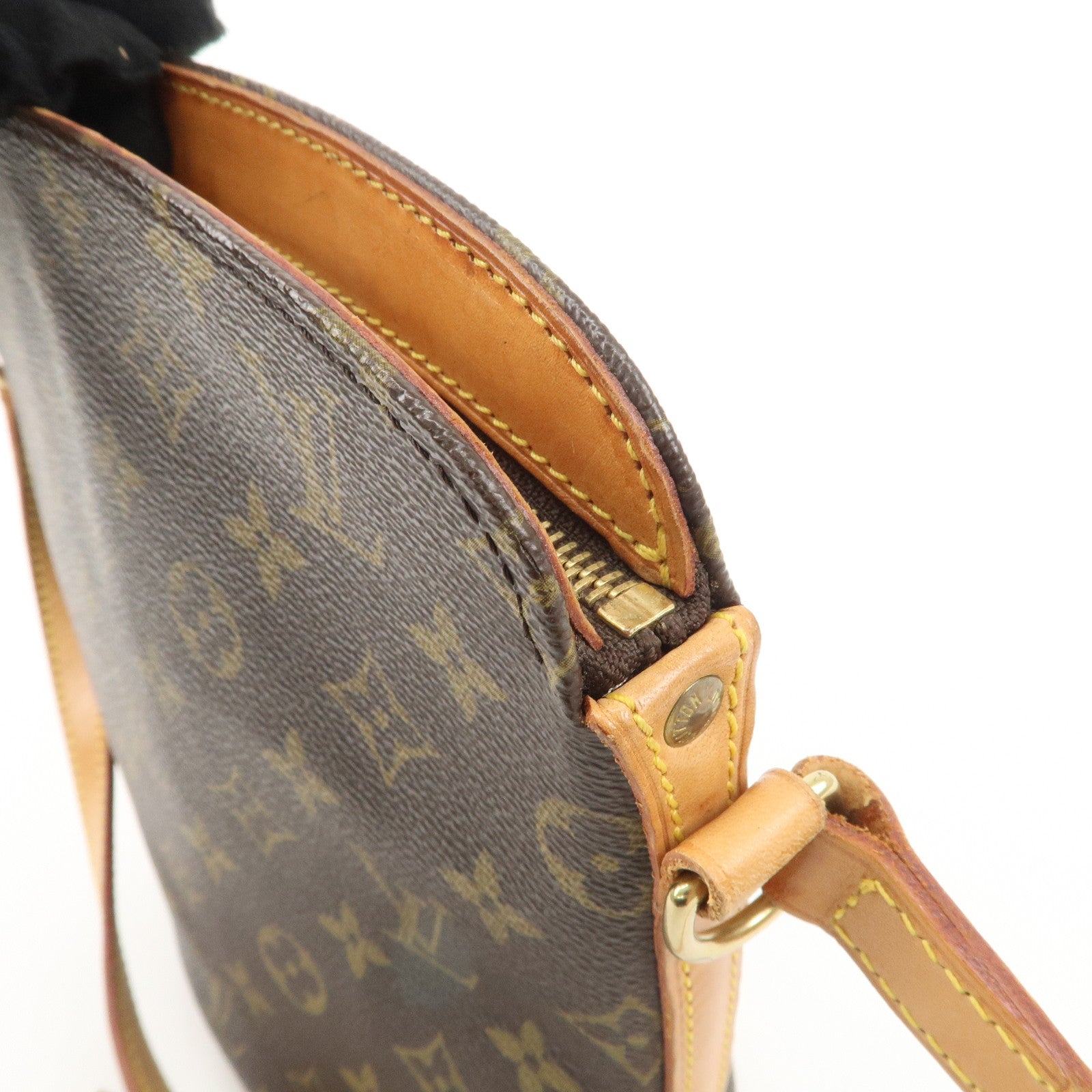 Louis Vuitton Monogram Drouot Cross Body Shoulder Bag M51290 Used