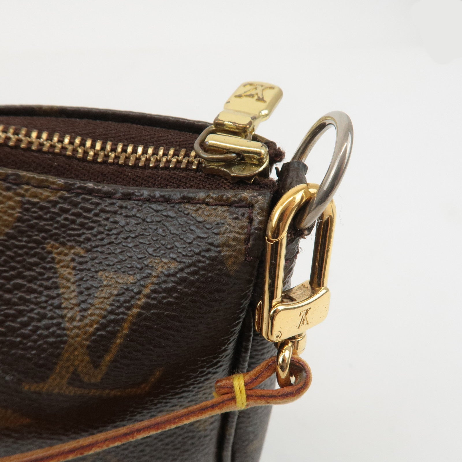 Louis Vuitton Monogram Panda Pochette Accessoires Pouch M51980