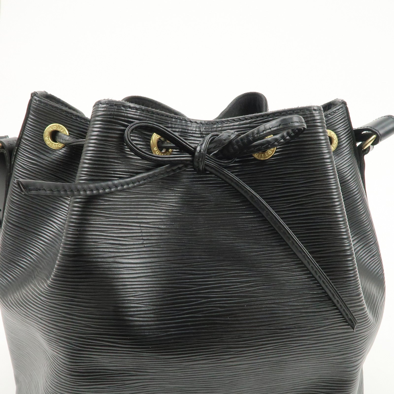 Louis Vuitton Epi Petit Noe Shoulder Bag Noir Black M59012 Used