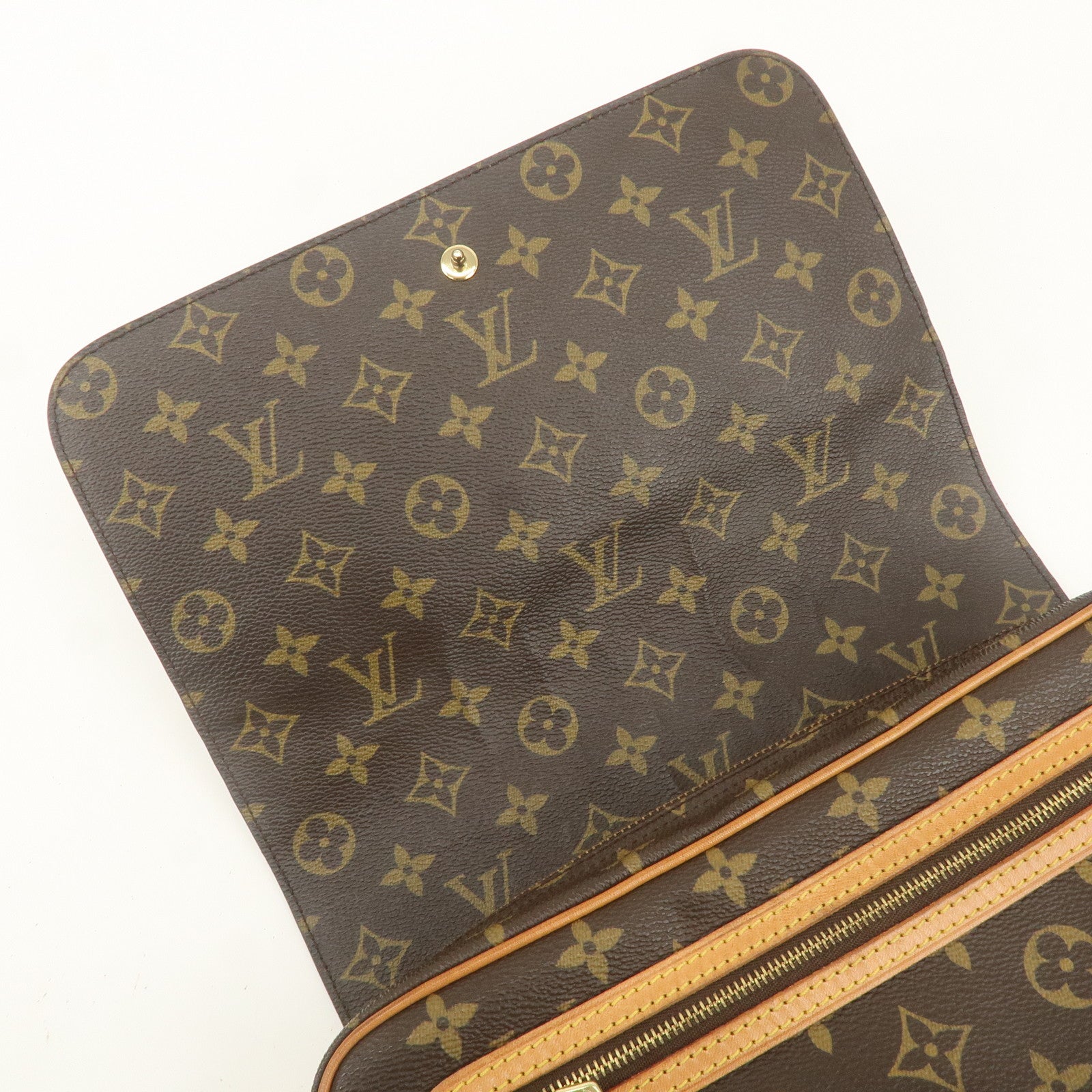 Louis Vuitton Monogram Saint Germain 28 Shoulder Bag M51207