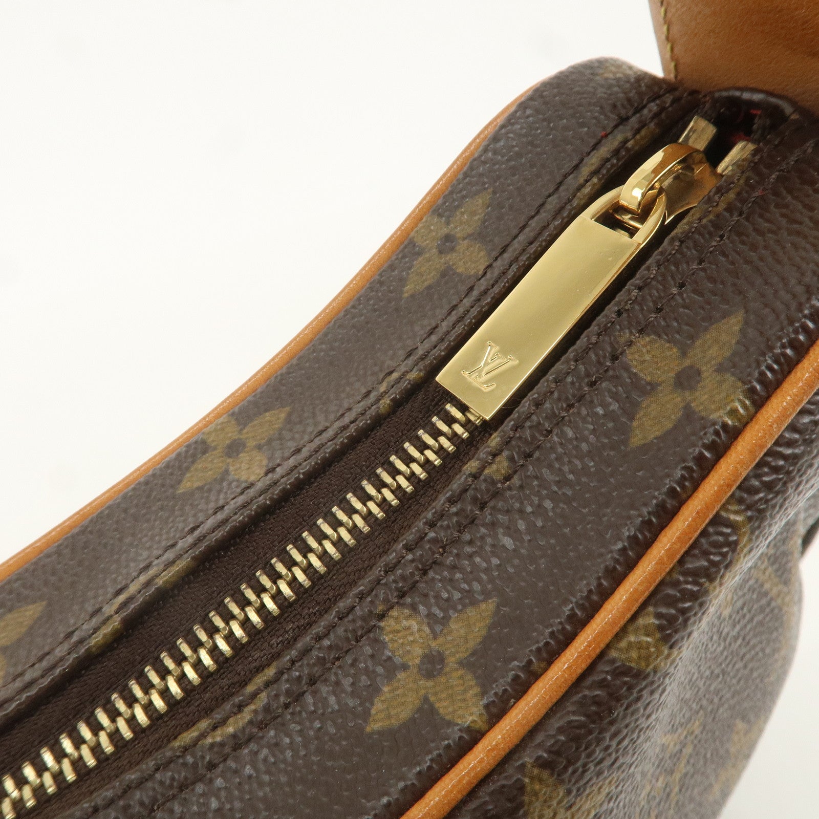 Louis Vuitton Monogram Croissant MM Shoulder Bag Hand Bag M51512