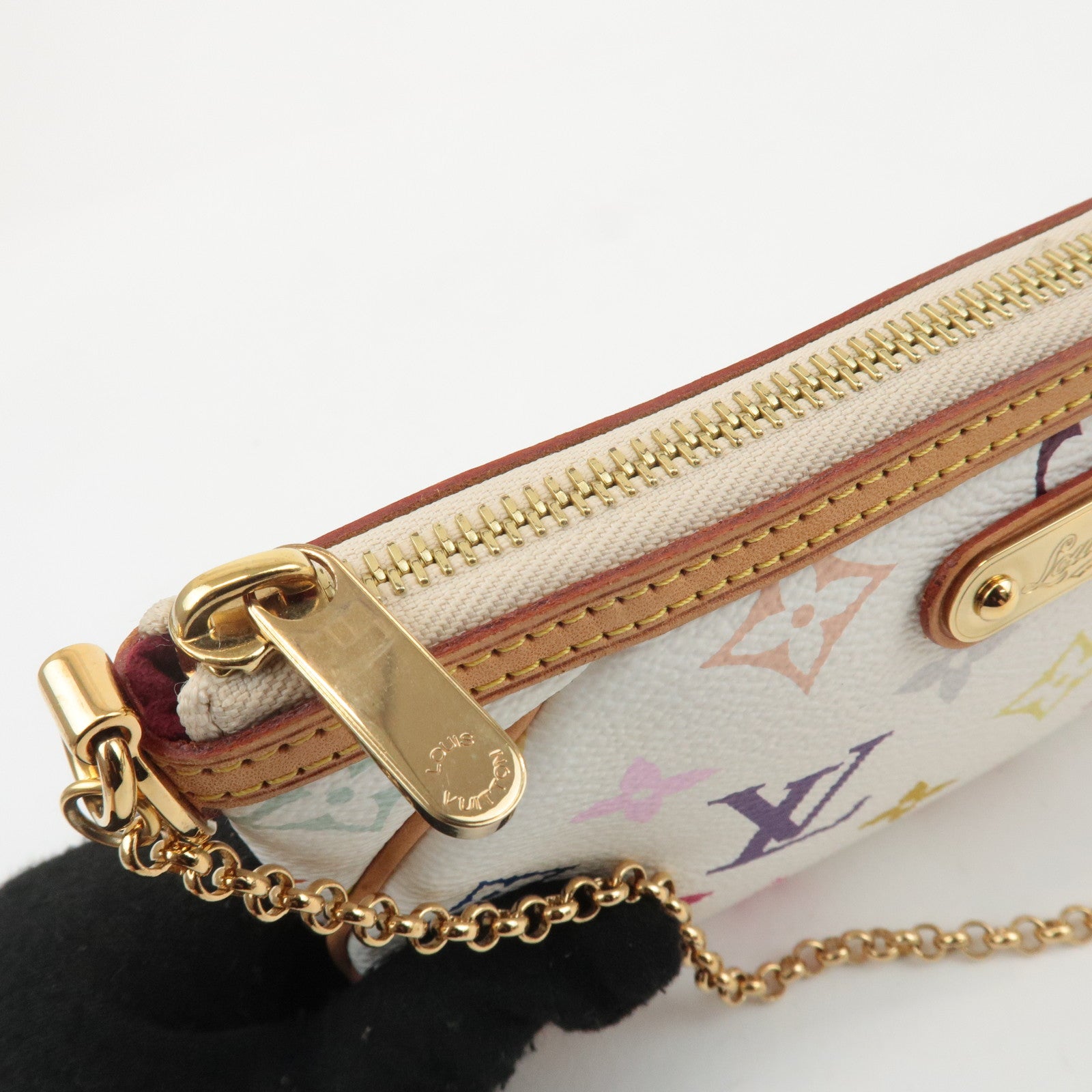 Louis Vuitton Monogram Multicolor Pochette Milla MM Blanc M60096