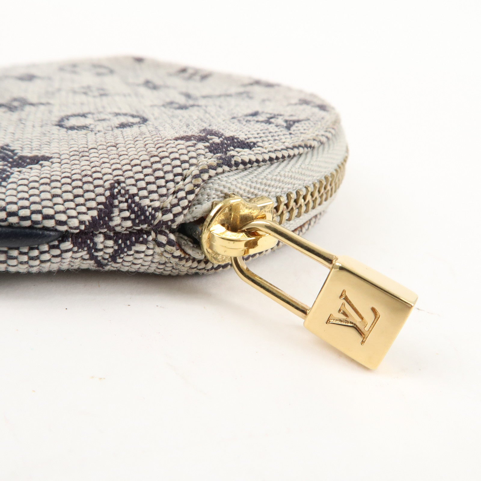 Louis Vuitton Monogram Mini Porte Monnaie Rond Coin Case M92460