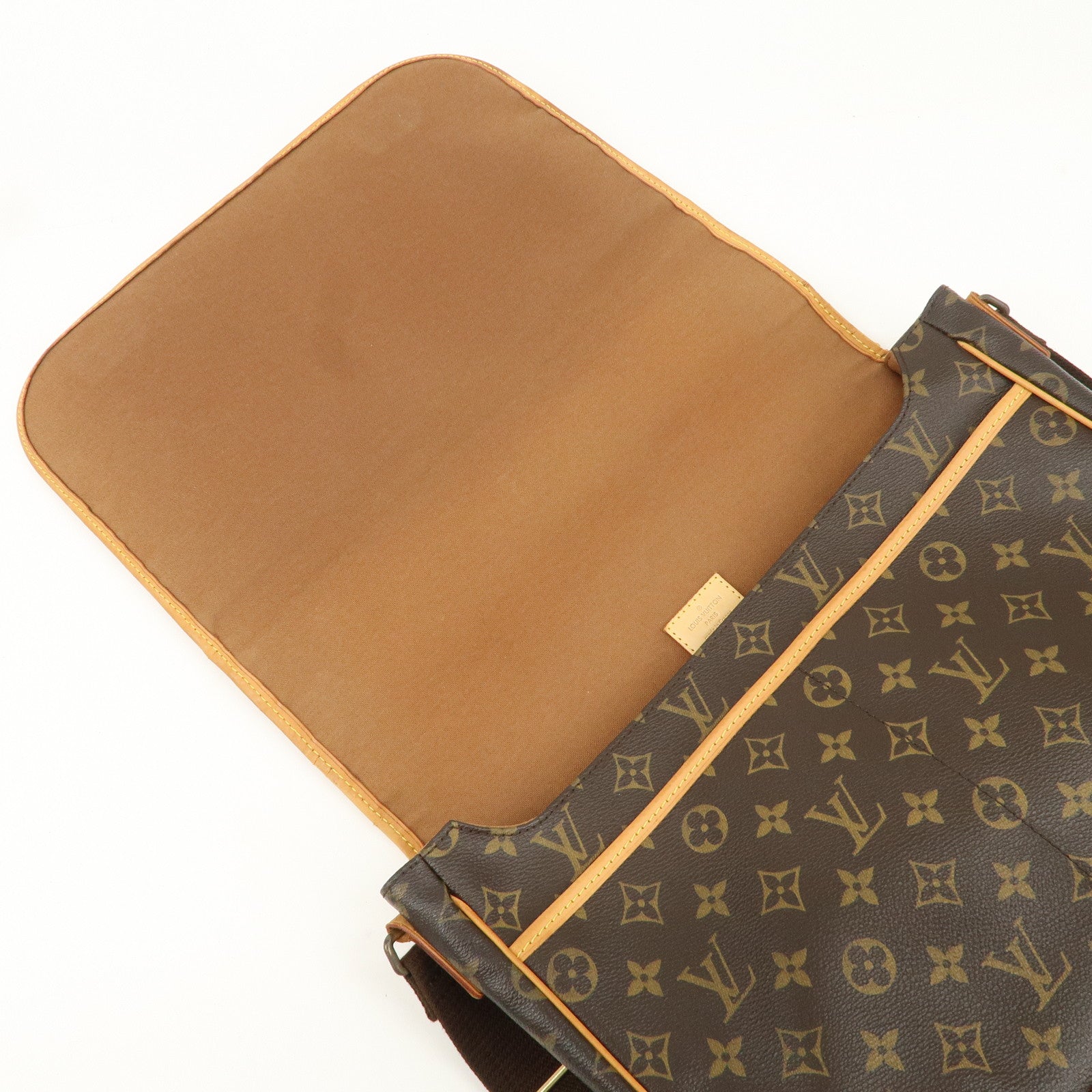 Louis Vuitton Monogram Messenger Bosphore GM Shoulder Bag M40105