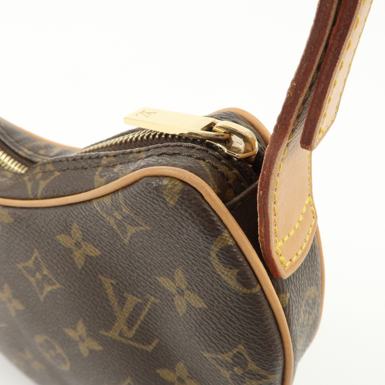 Louis Vuitton Monogram Pochette Croissant Shoulder Bag M51510