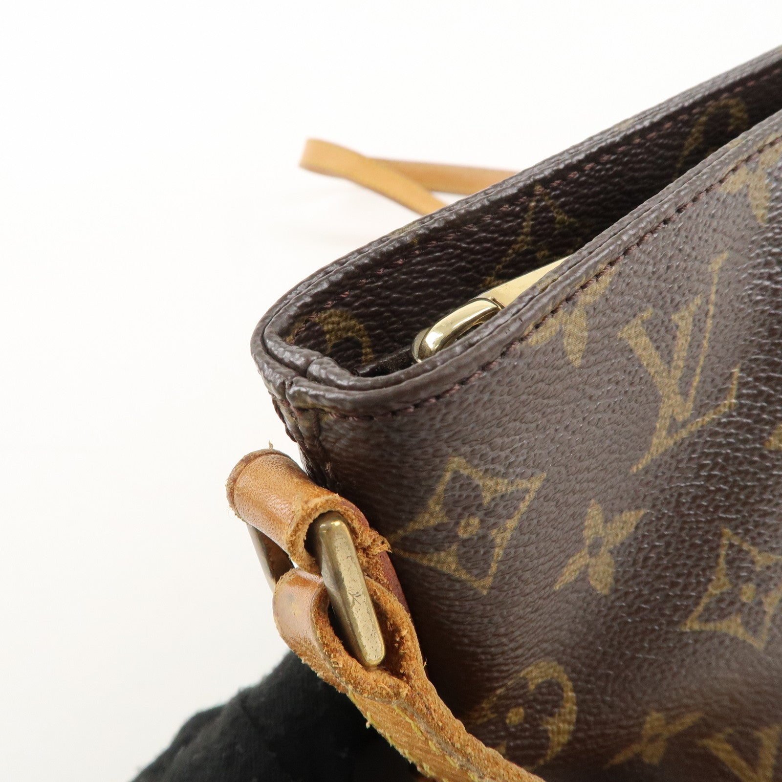 Louis Vuitton Monogram Trotteur Shoulder Bag Brown M51240