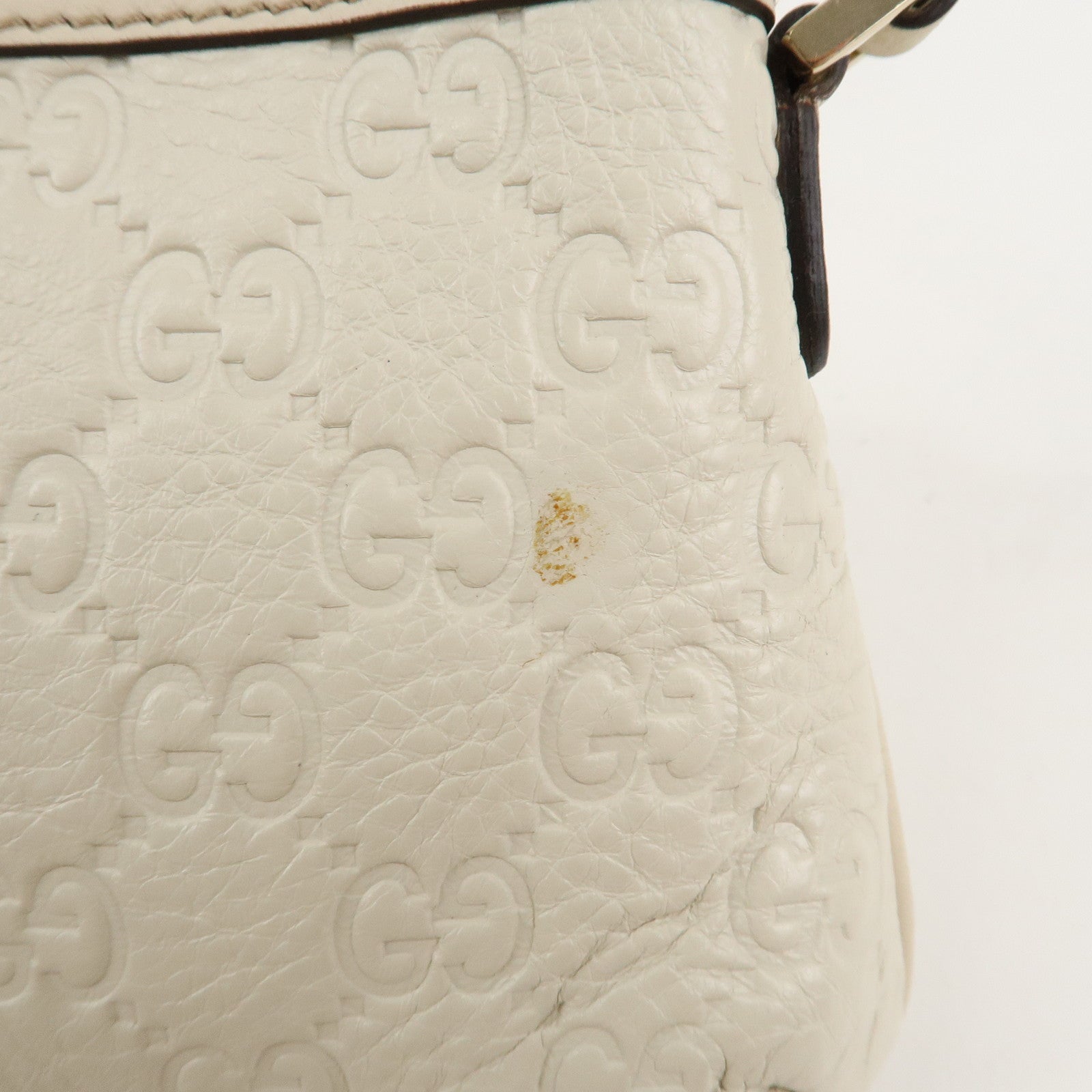 GUCCI Guccissima Leather Pouch Shoulder Bag Ivory 272381 Used