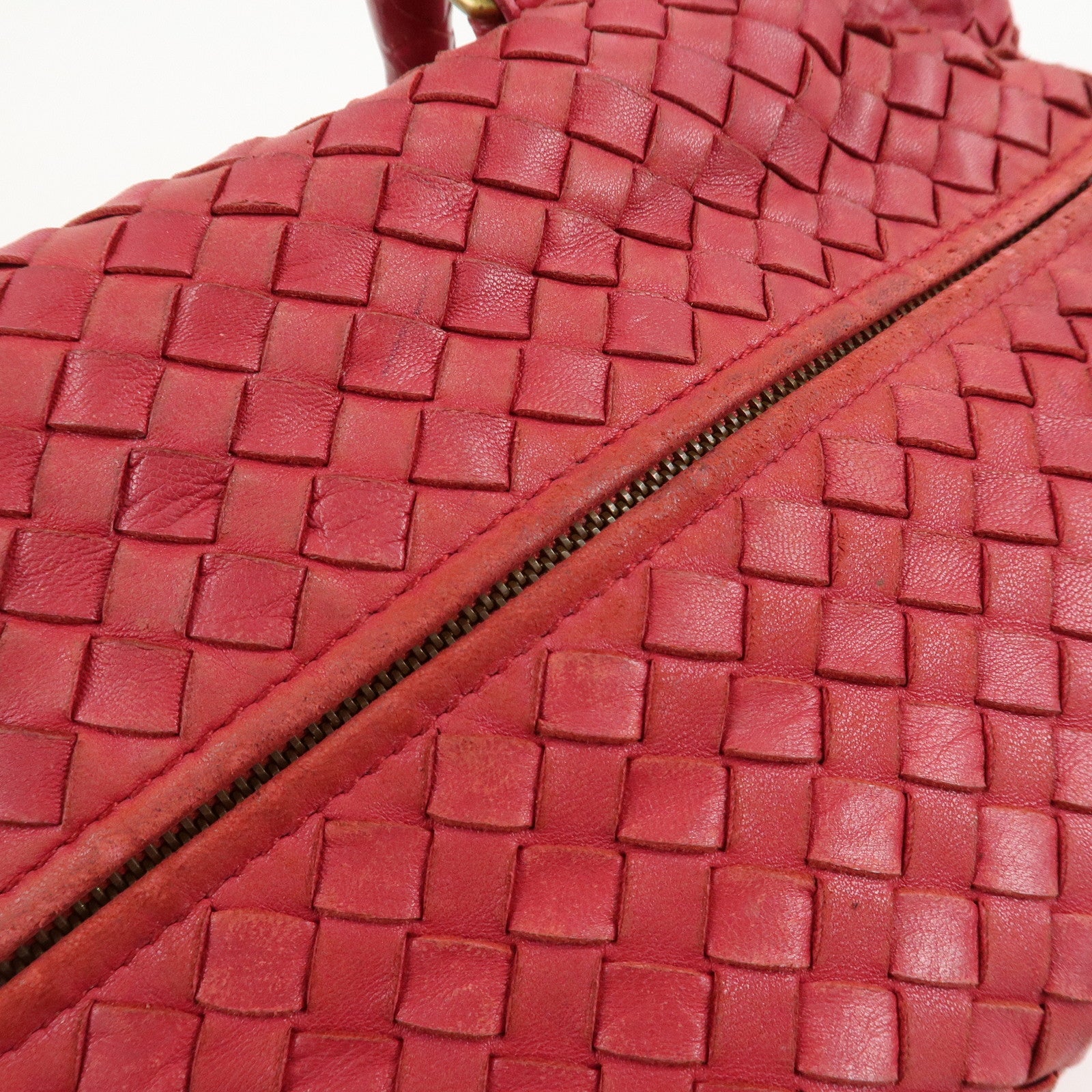 BOTTEGA VENETA Intrecciato Leather Montaigne Boston Bag Red