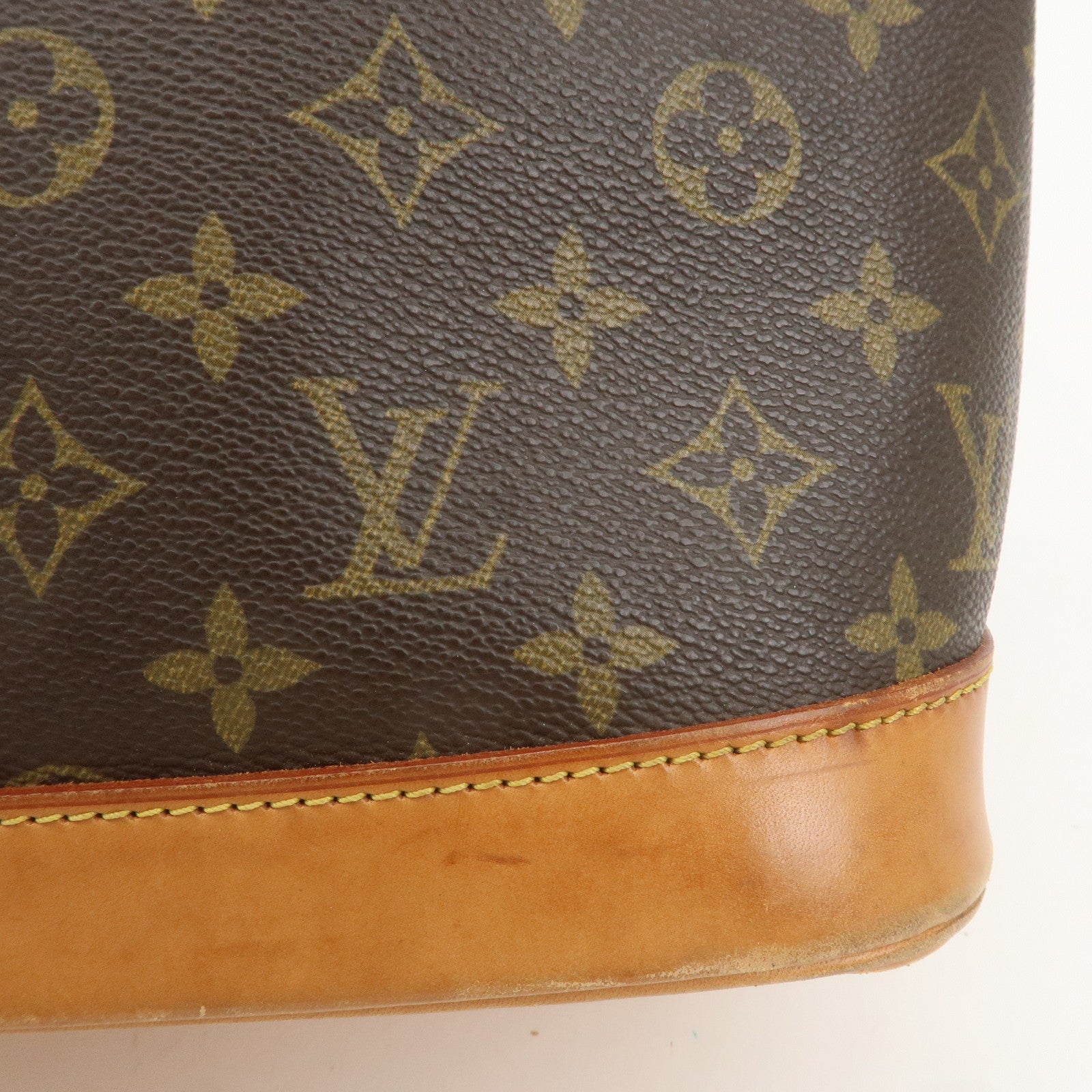 Louis Vuitton Monogram Alma Hand Bag Brown M51130