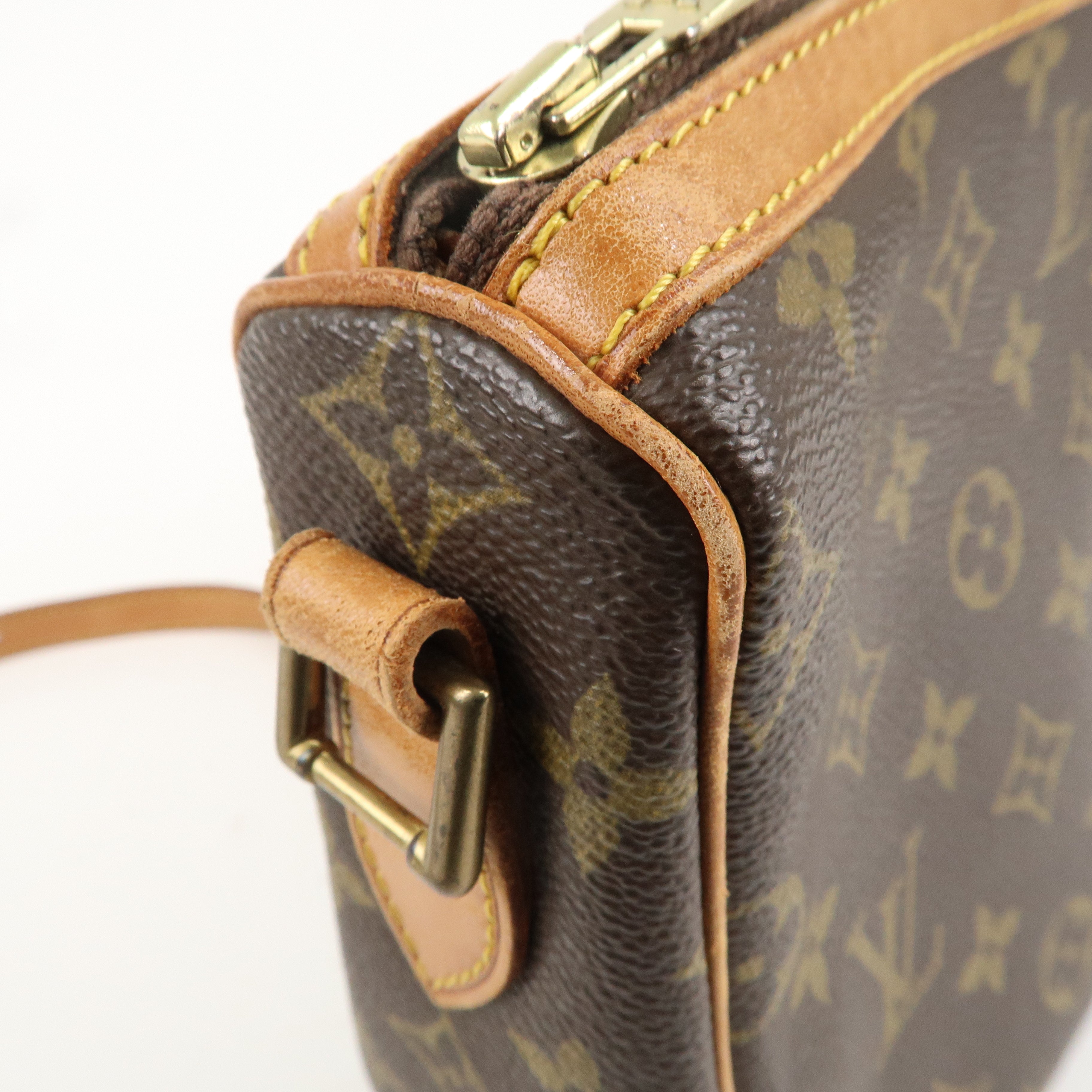 Louis Vuitton Monogram Tuileries Shoulder Bag Crossbody Bag M51350