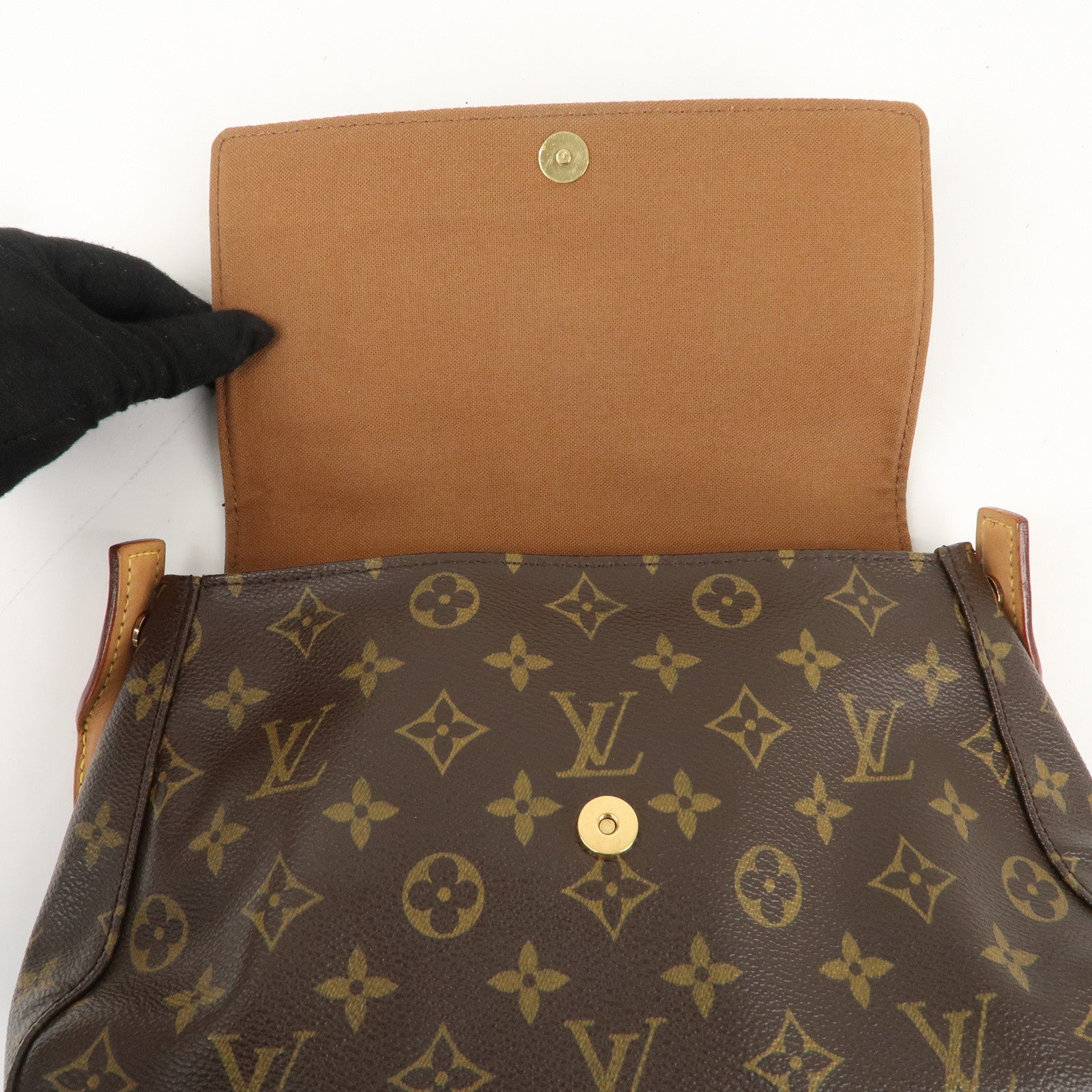 Louis Vuitton Monogram Mini Looping Shoulder Bag Hand Bag M51147