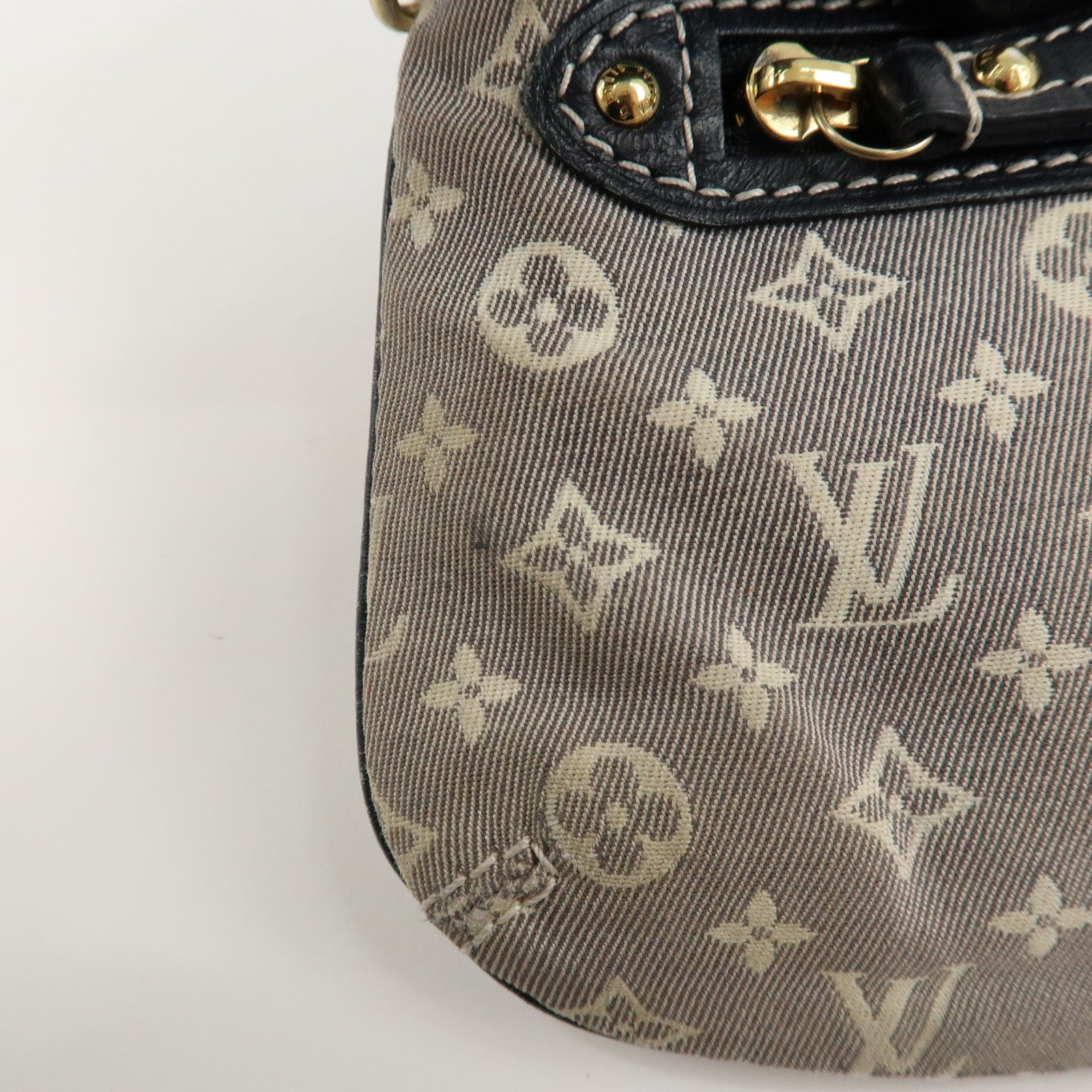 Louis Vuitton Monogram Idylle Mini Pochette Accessoire M62998 Used