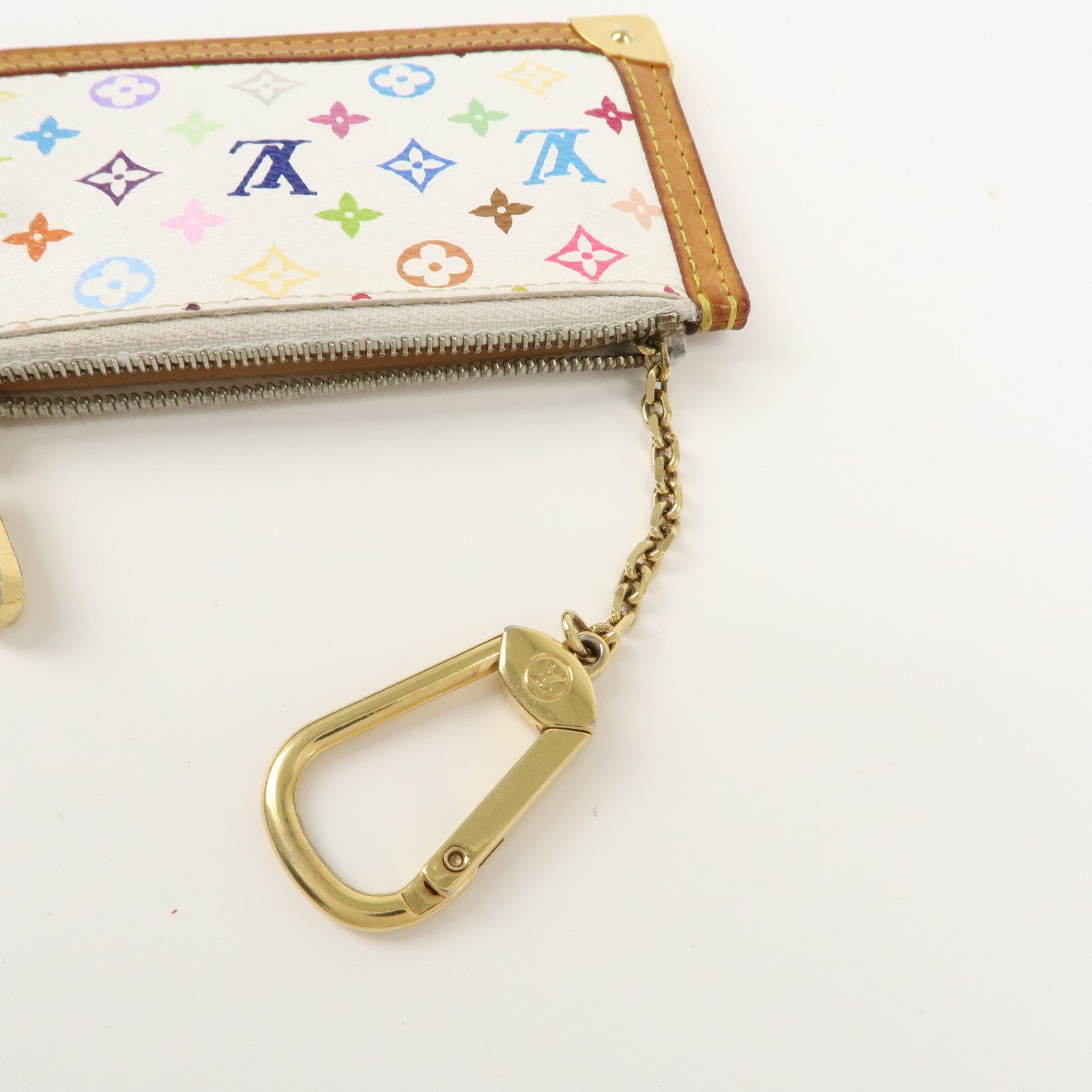 Louis Vuitton Monogram Multi Color Pochette Cles Blanc M92655