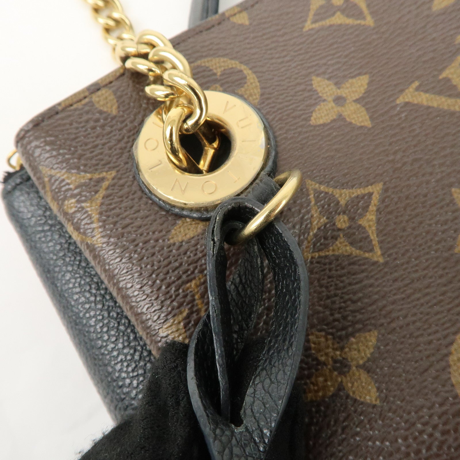 Louis Vuitton Monogram Suresnes MM Shouler bag Noir M43772 Used