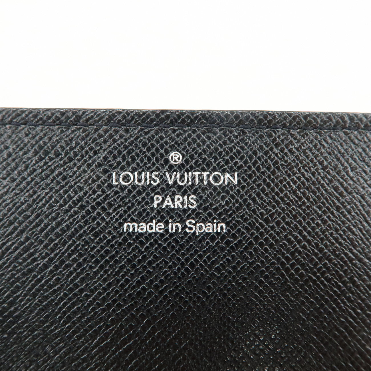 Louis Vuitton Taiga Envelope Carte de visite Card Case M3092