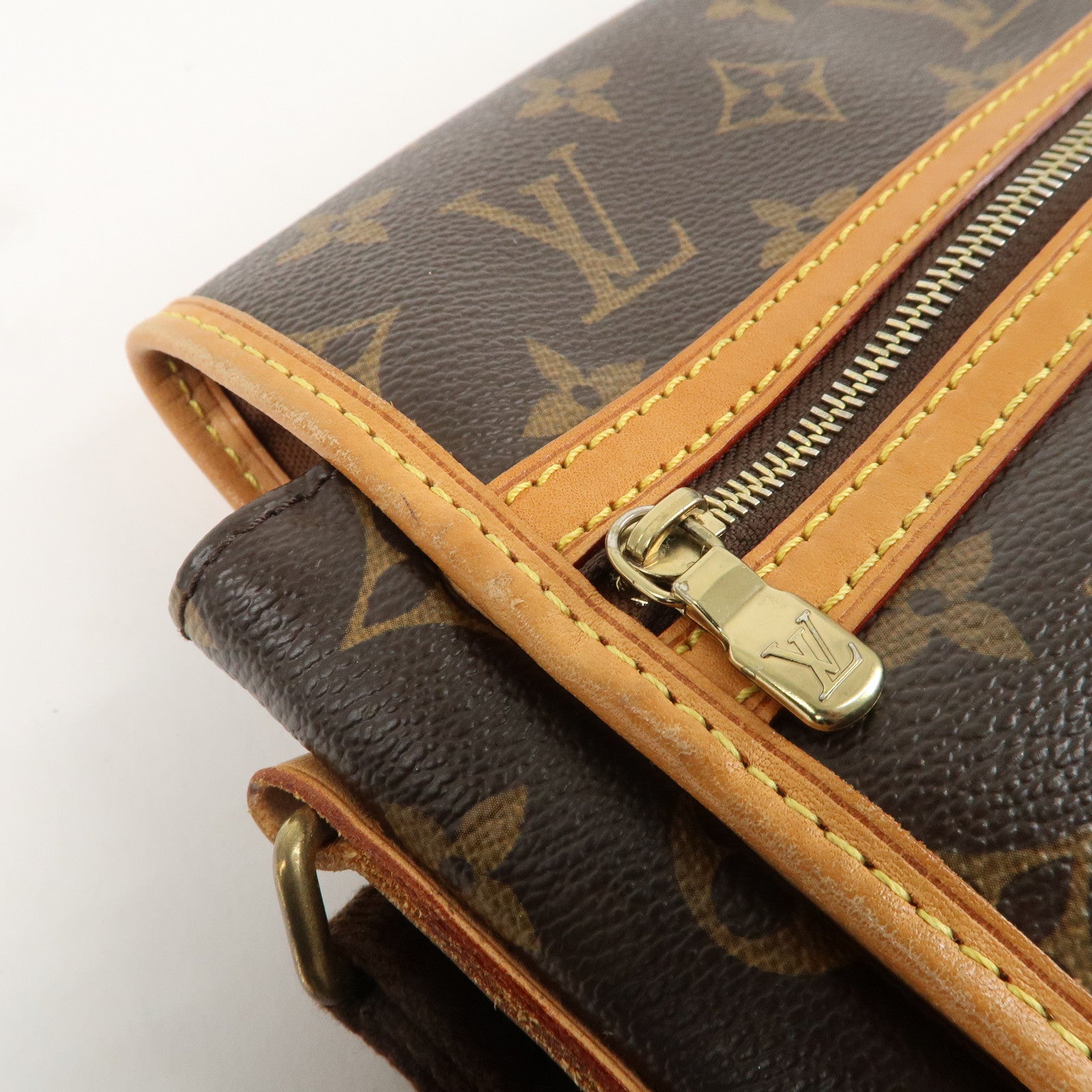 Louis Vuitton Monogram Messenger Bosphore PM Shoulder Bag M40106