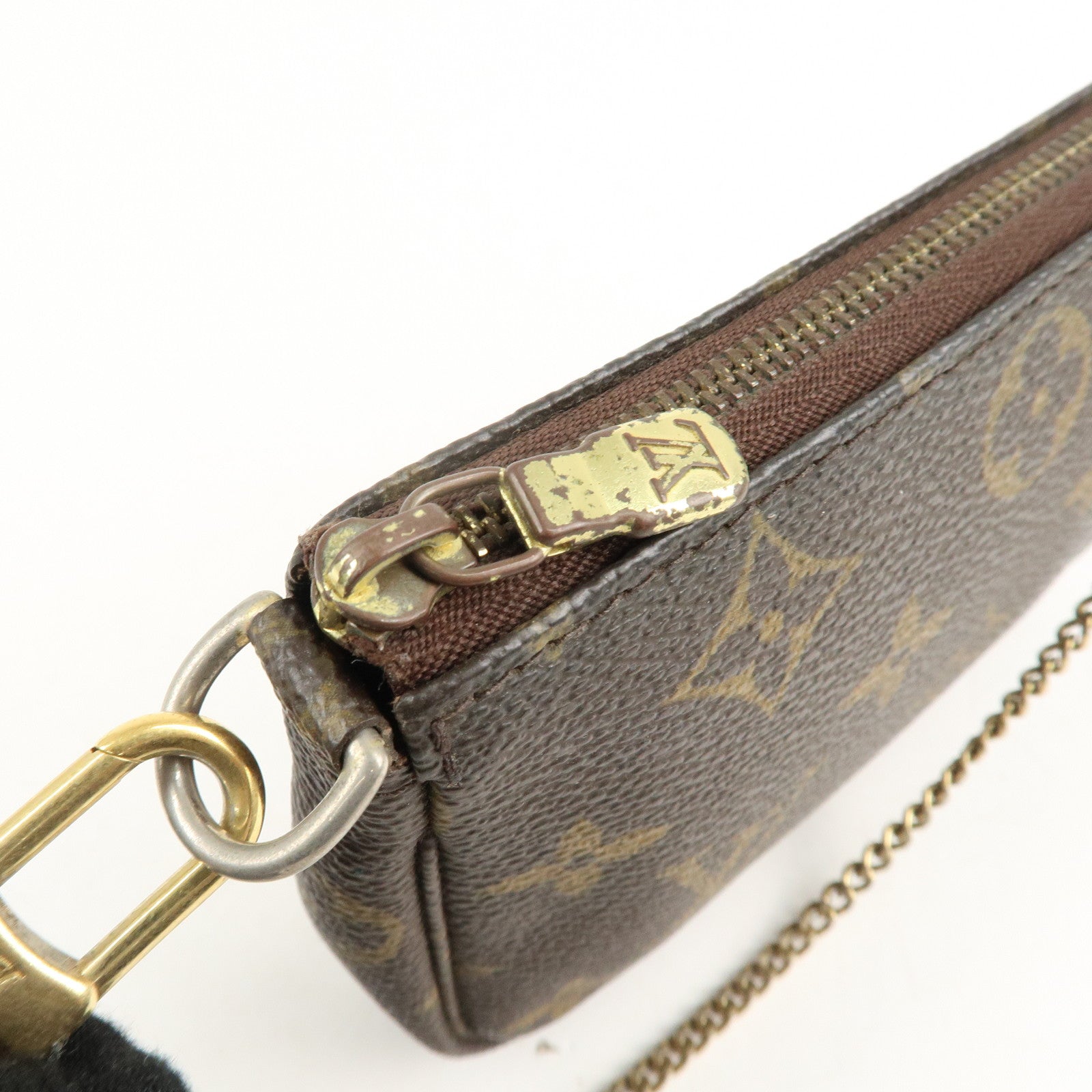 Louis Vuitton Monogram Mini Pochette Accessoires Pouch M58009