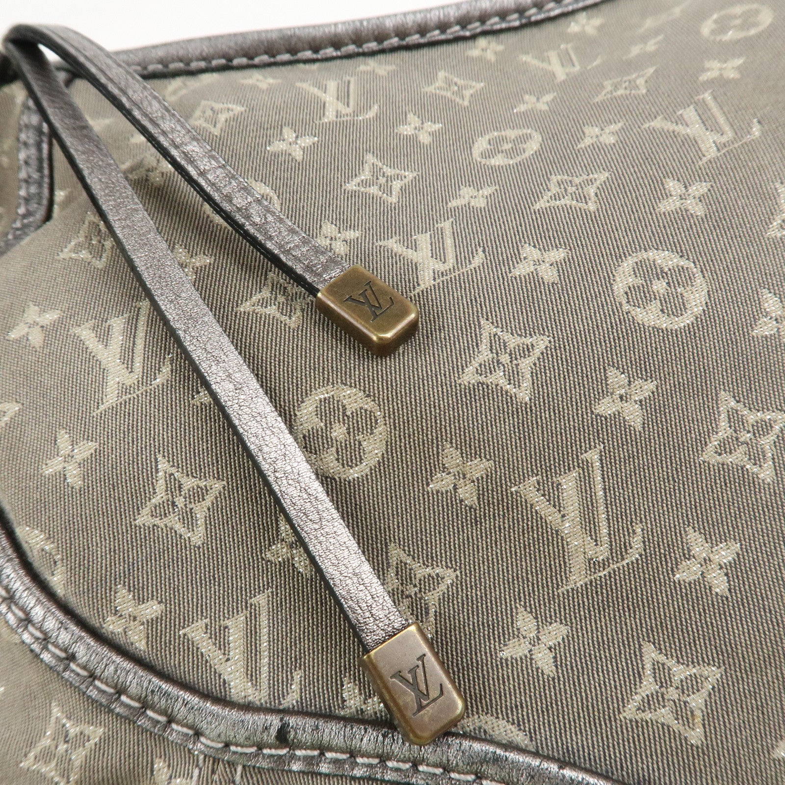 Louis Vuitton Monogram Mini Lin Manon PM Shoulder Bag M95620