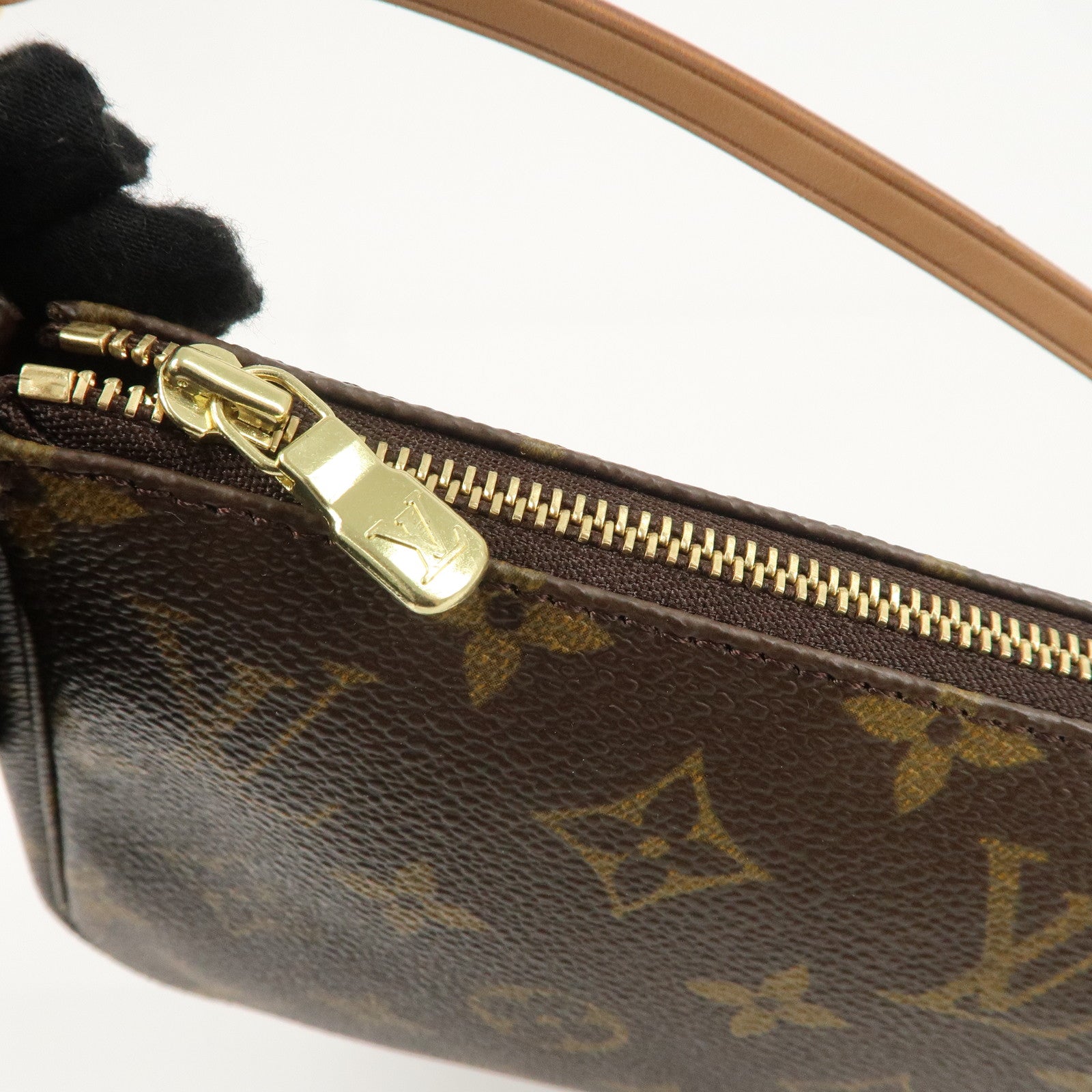 Louis Vuitton Monogram Pochette Accessoires Pouch M51980