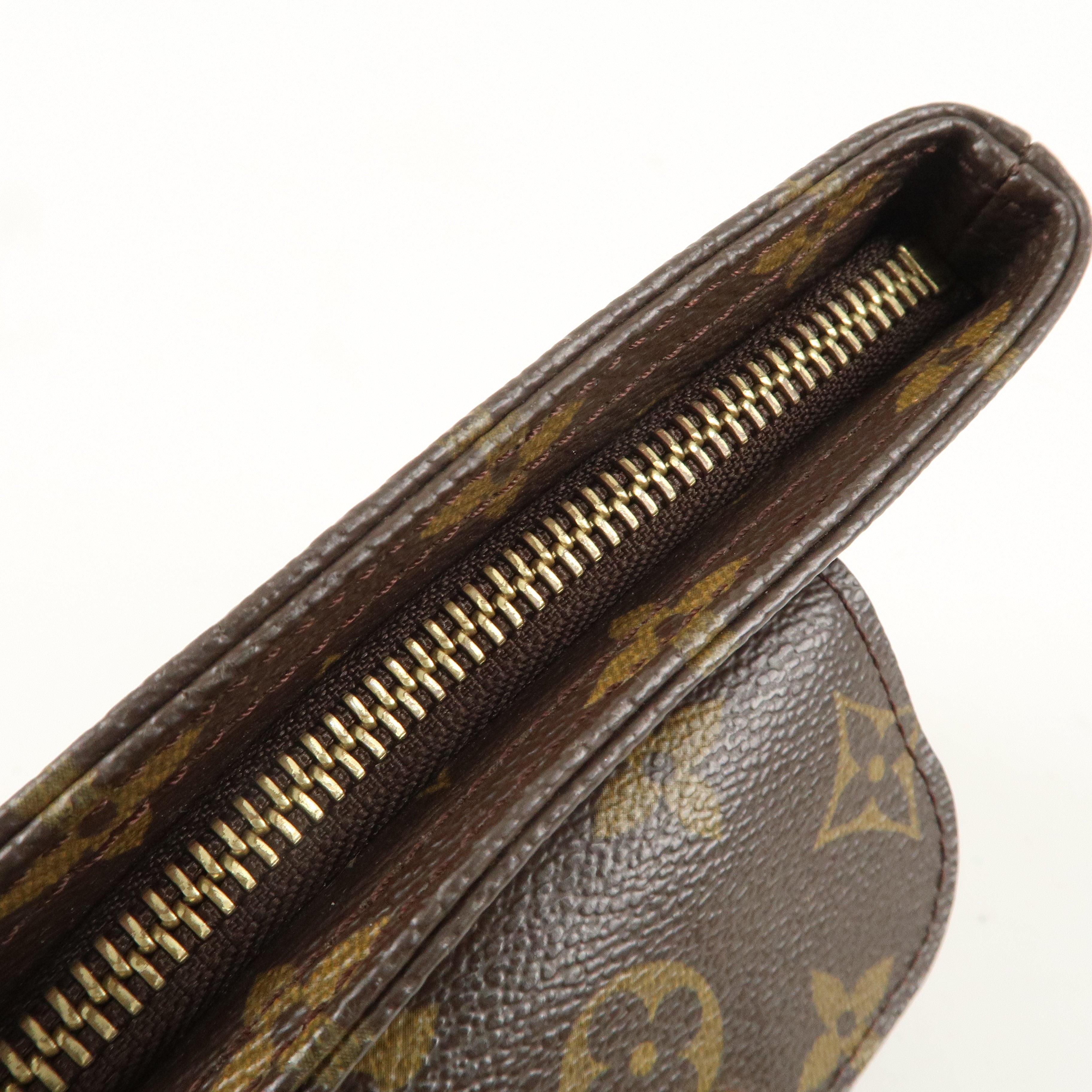 Louis Vuitton Monogram Partition Pouch Clutch Bag M51901