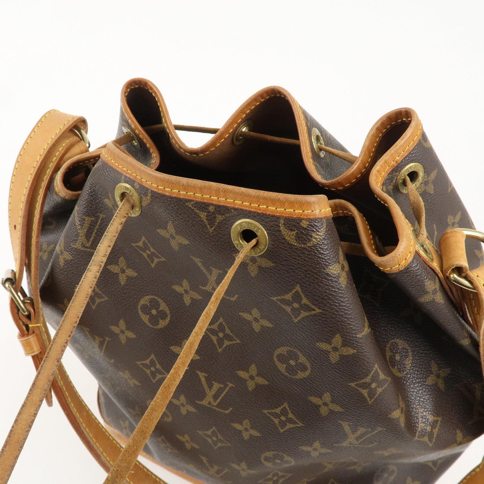 Louis Vuitton Monogram Noe Shoulder Bag Hand Bag Brown M42224