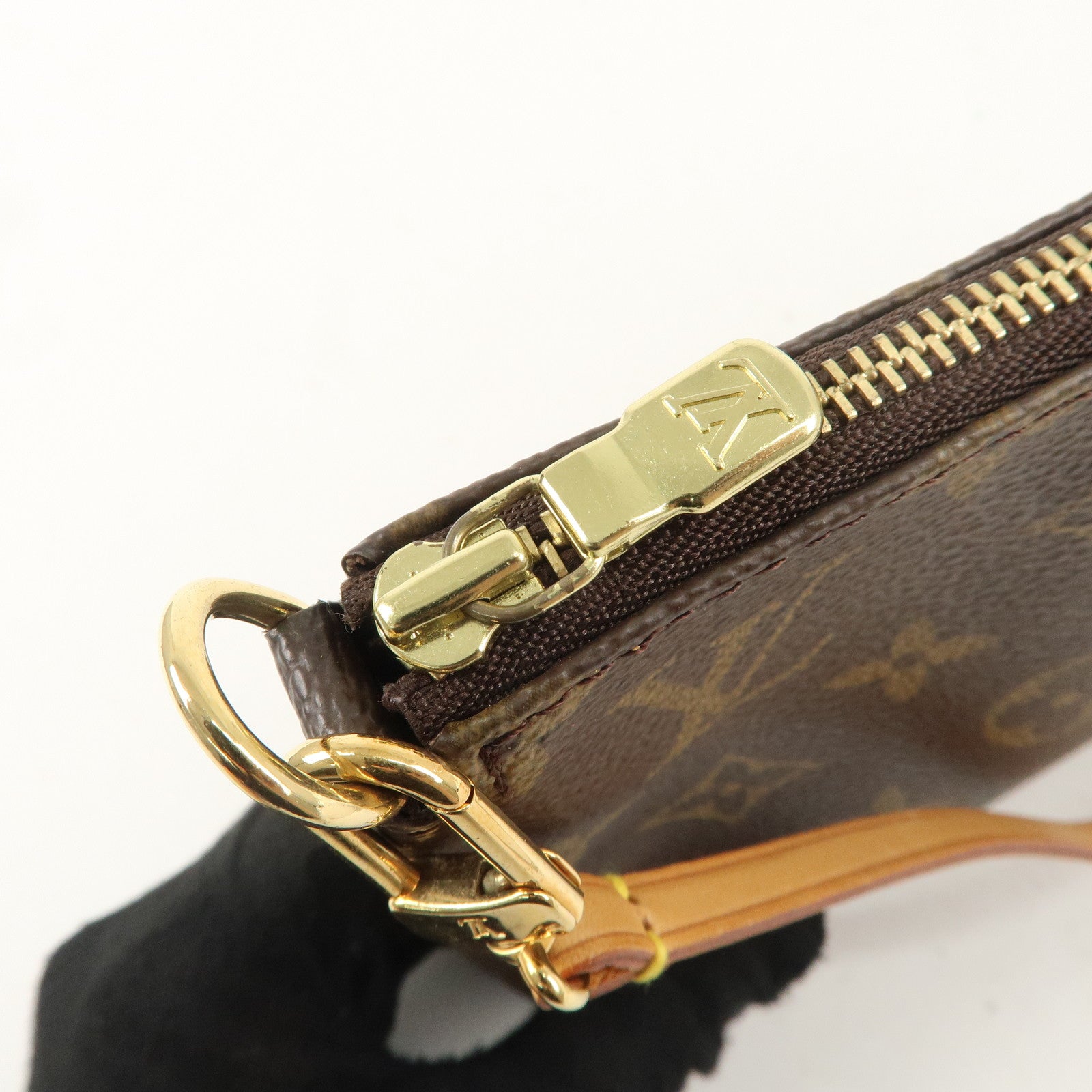 Louis Vuitton Monogram Pochette Accessoir Hand Bag Brown M51980