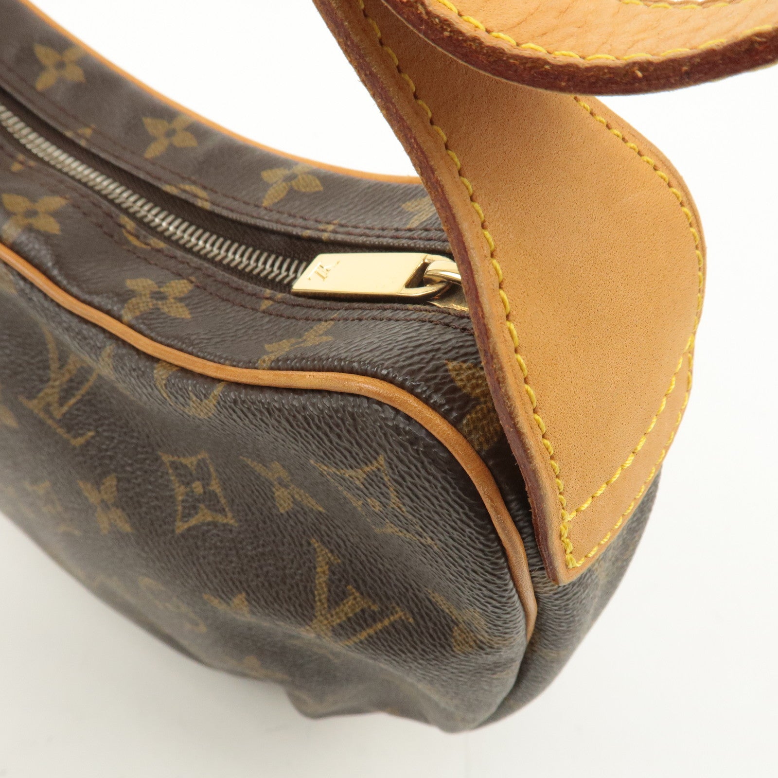 Louis Vuitton Monogram Croissant MM Shoulder Bag Hand Bag M51512