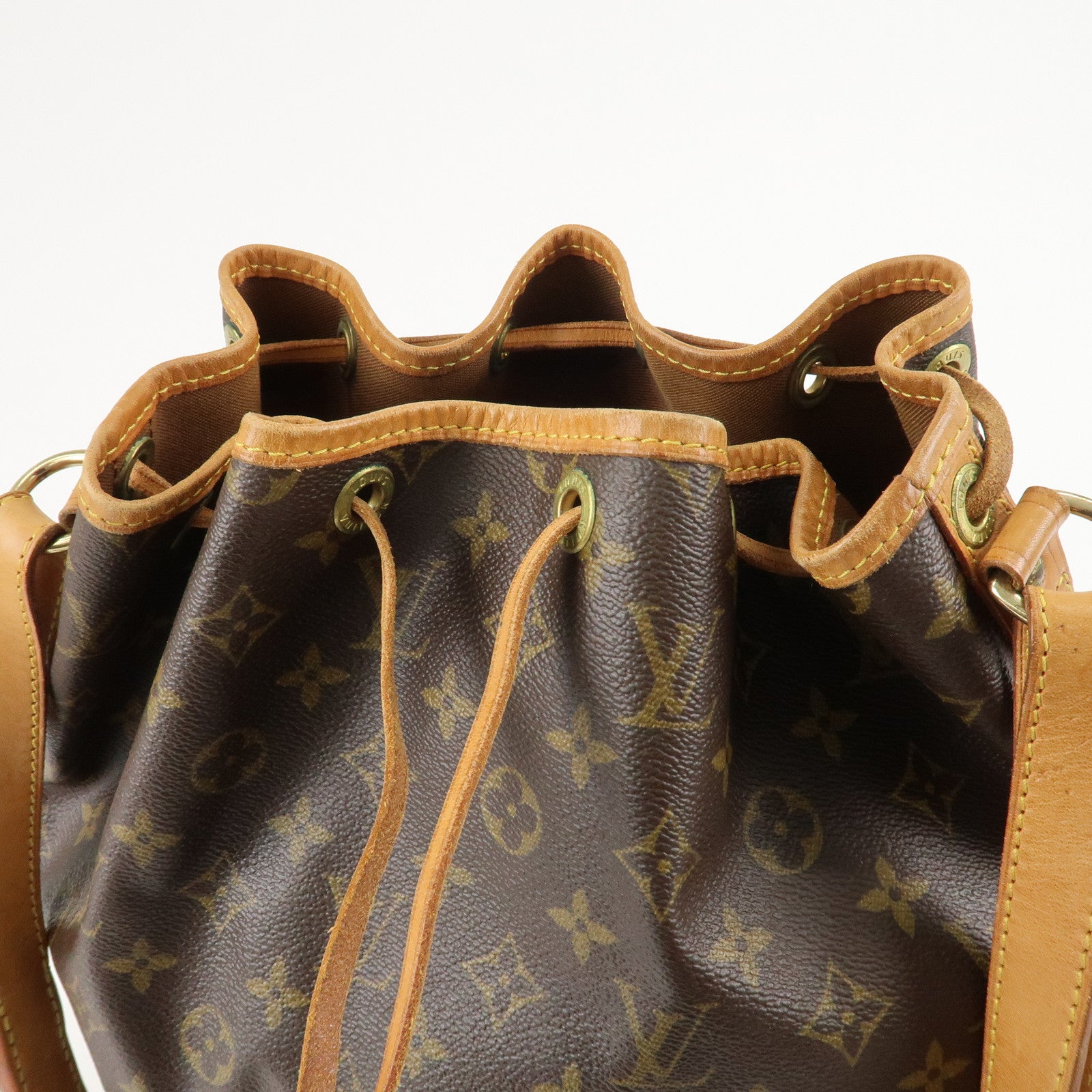 Louis Vuitton Monogram Noe Shoulder Bag Hand Bag Brown M42224 Used