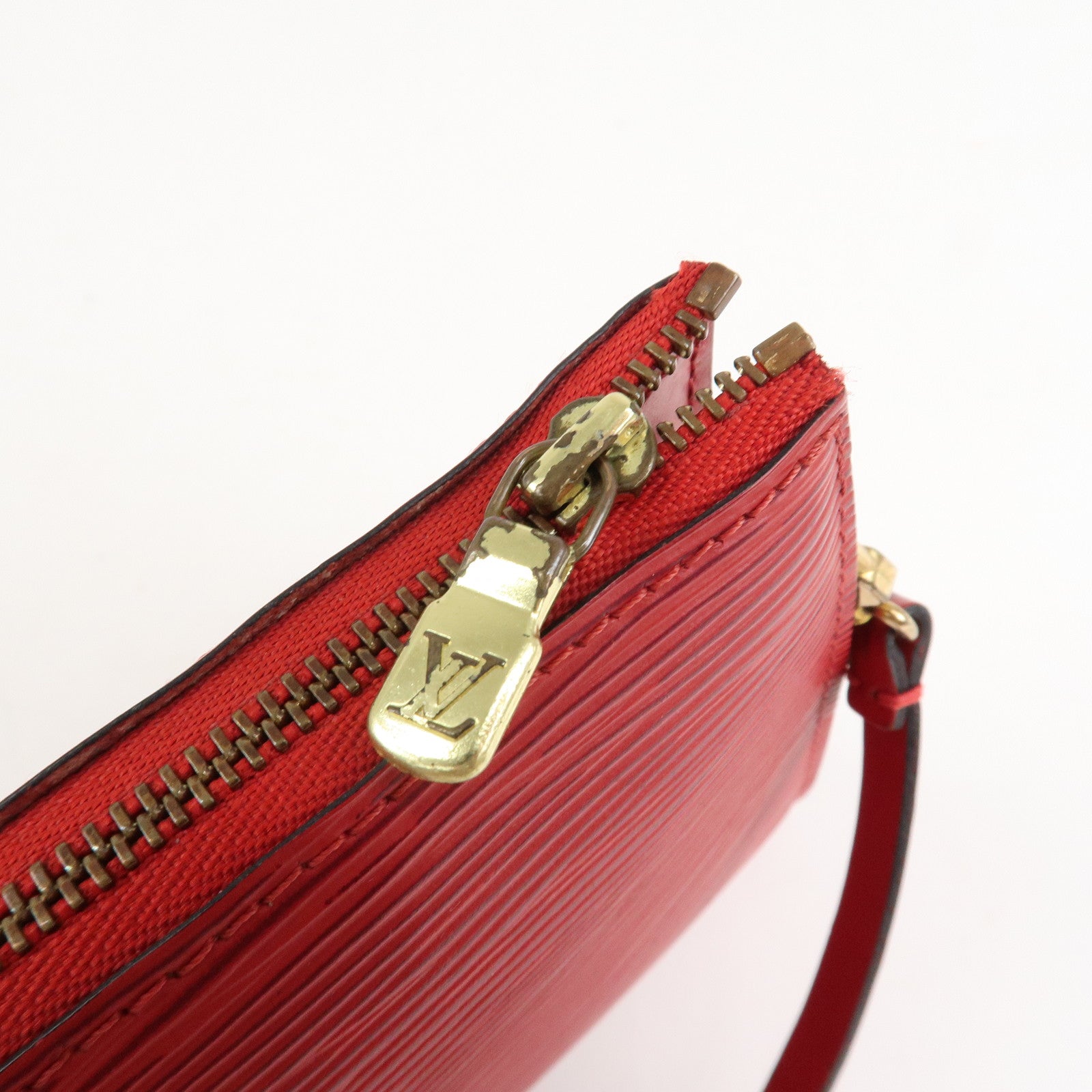 Louis Vuitton Epi Pochette Accessoires Pouch Castilian Red M52947