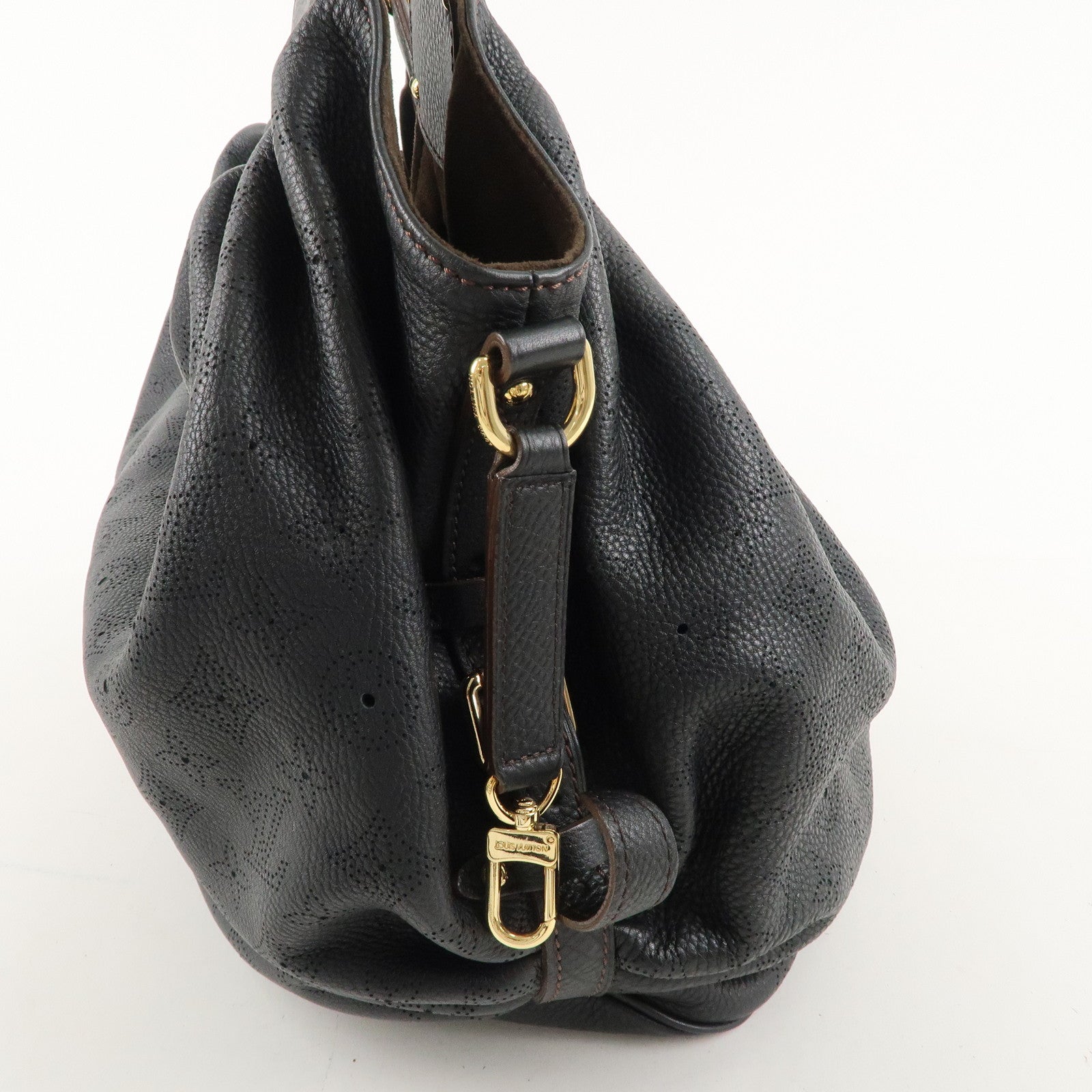 Louis Vuitton Monogram Mahina XL Leather Hand Bag Noir M95547