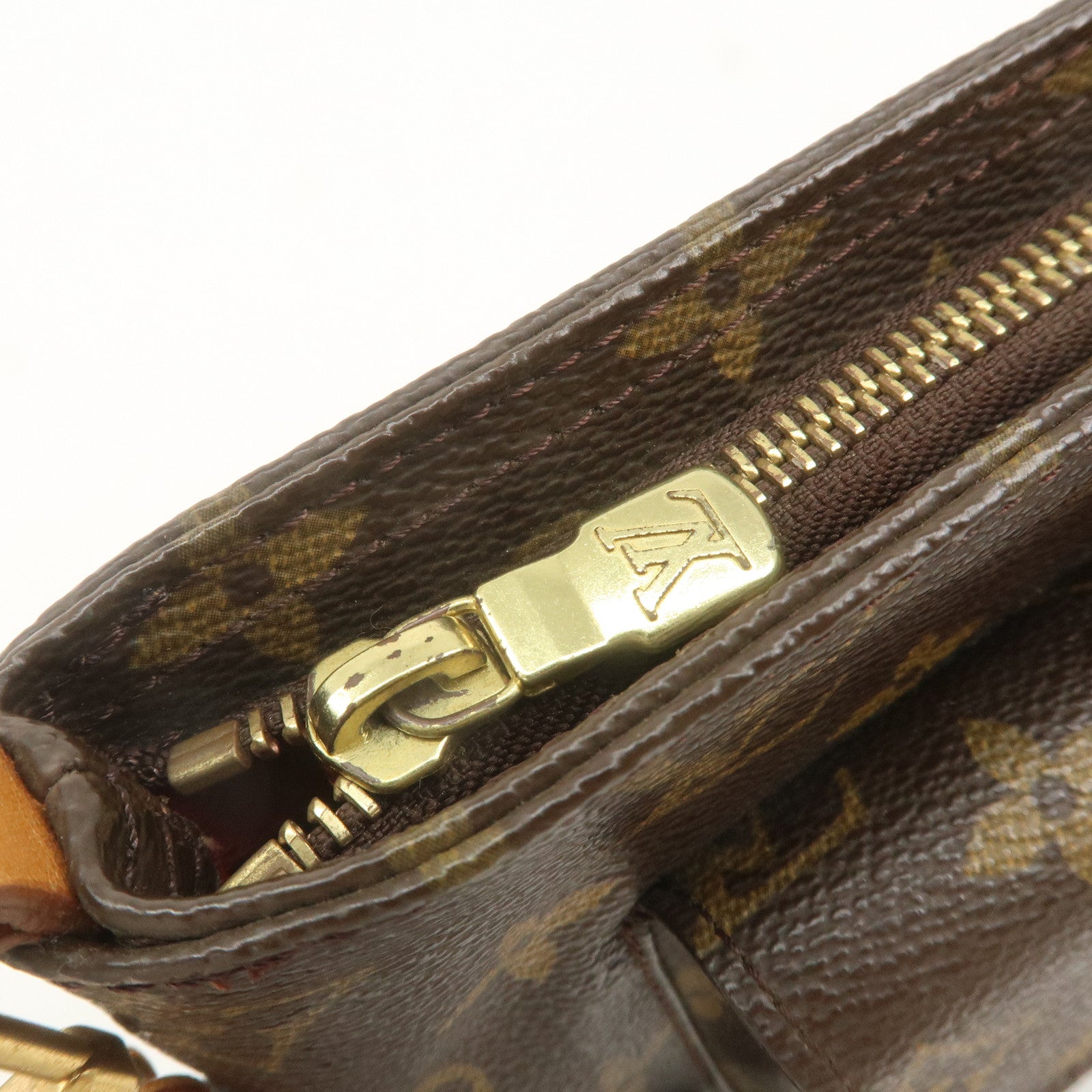 Louis Vuitton Monogram Partition Pouch Clutch Bag M51901