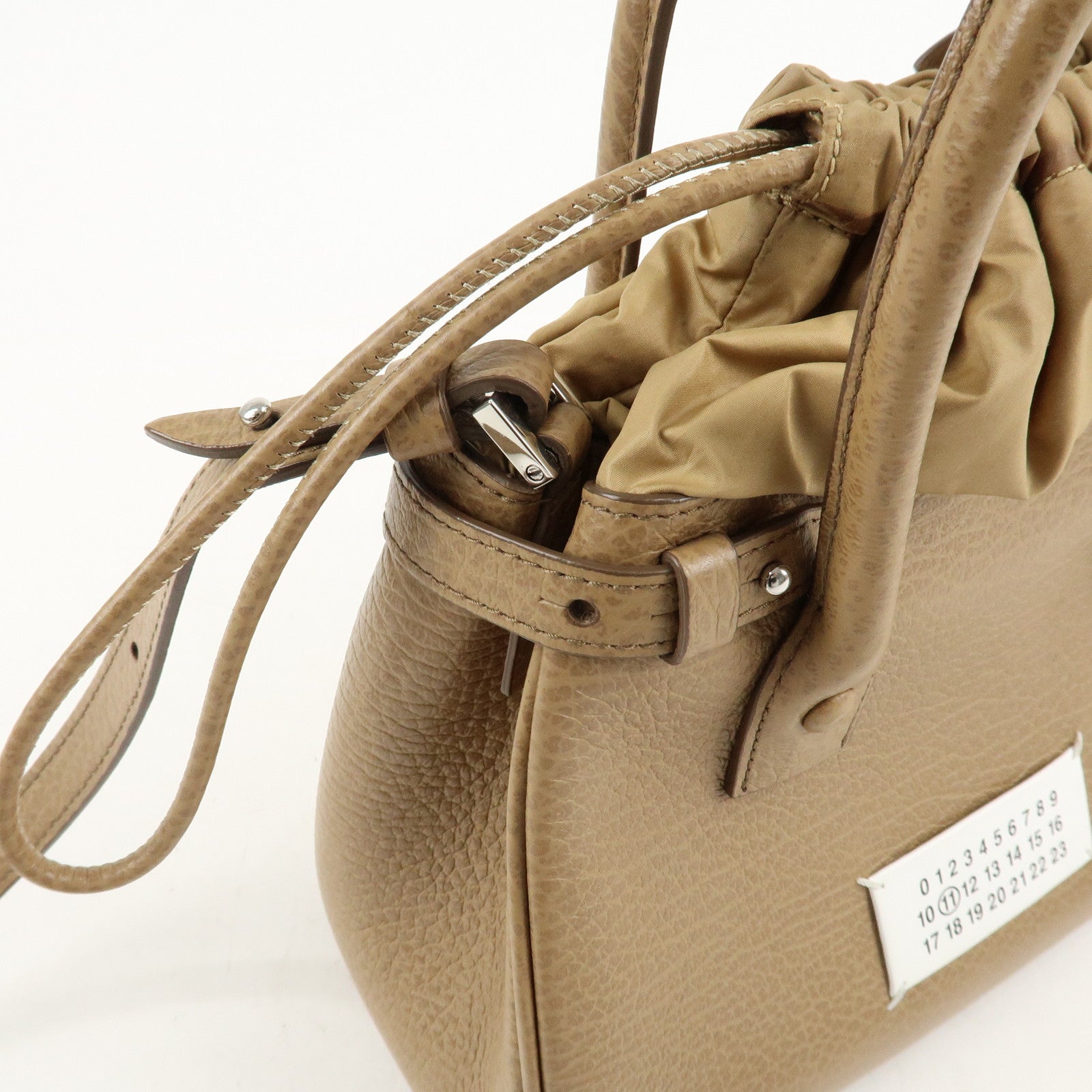 Maison Margiela Leather Drawstring 2Way Bag Hand Bag Beige Used