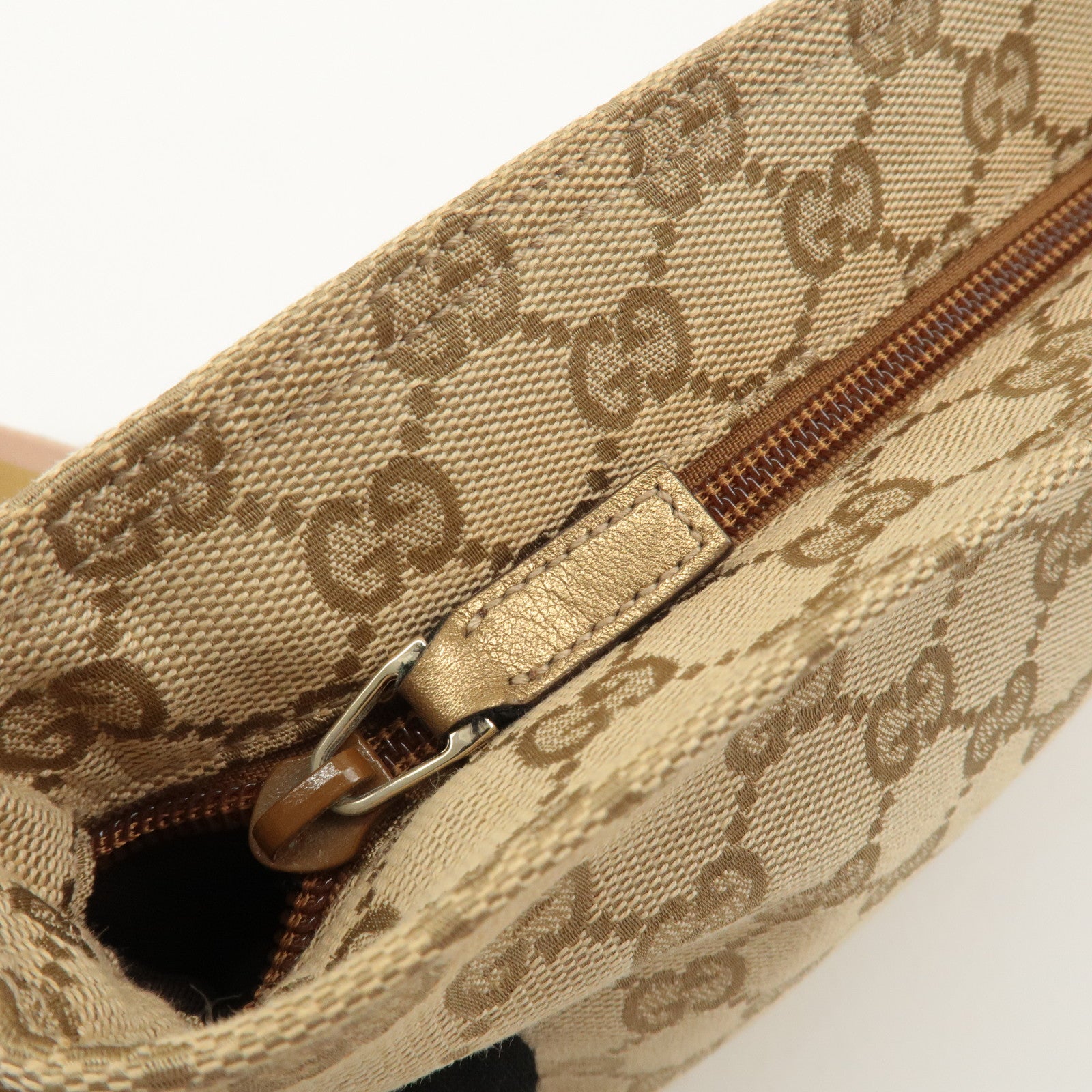 GUCCI GG Canvas Leather Shoulder Bag Purse Beige Gold 189749