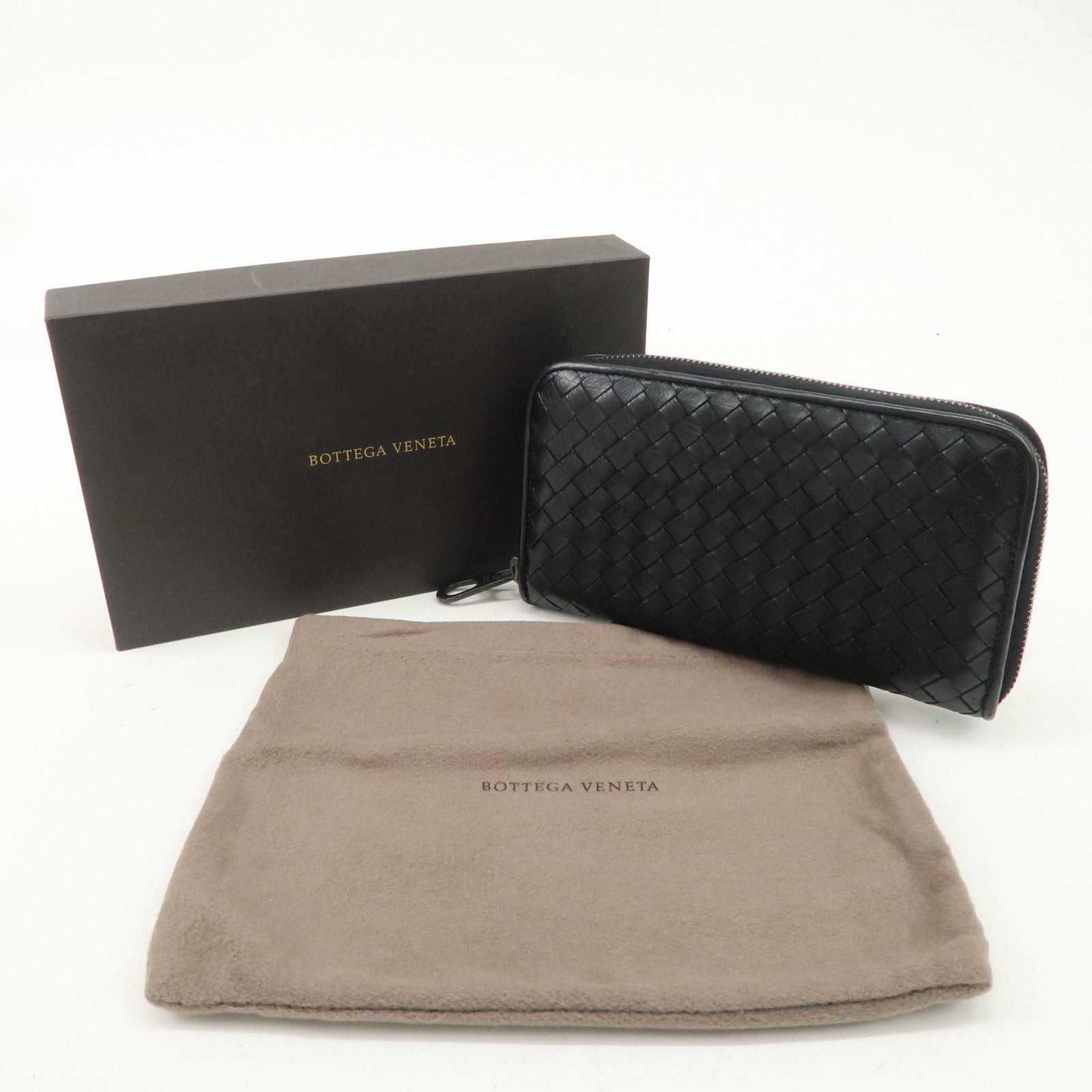 BOTTEGA VENETA Intrecciato Leather Round Zippy Long Wallet