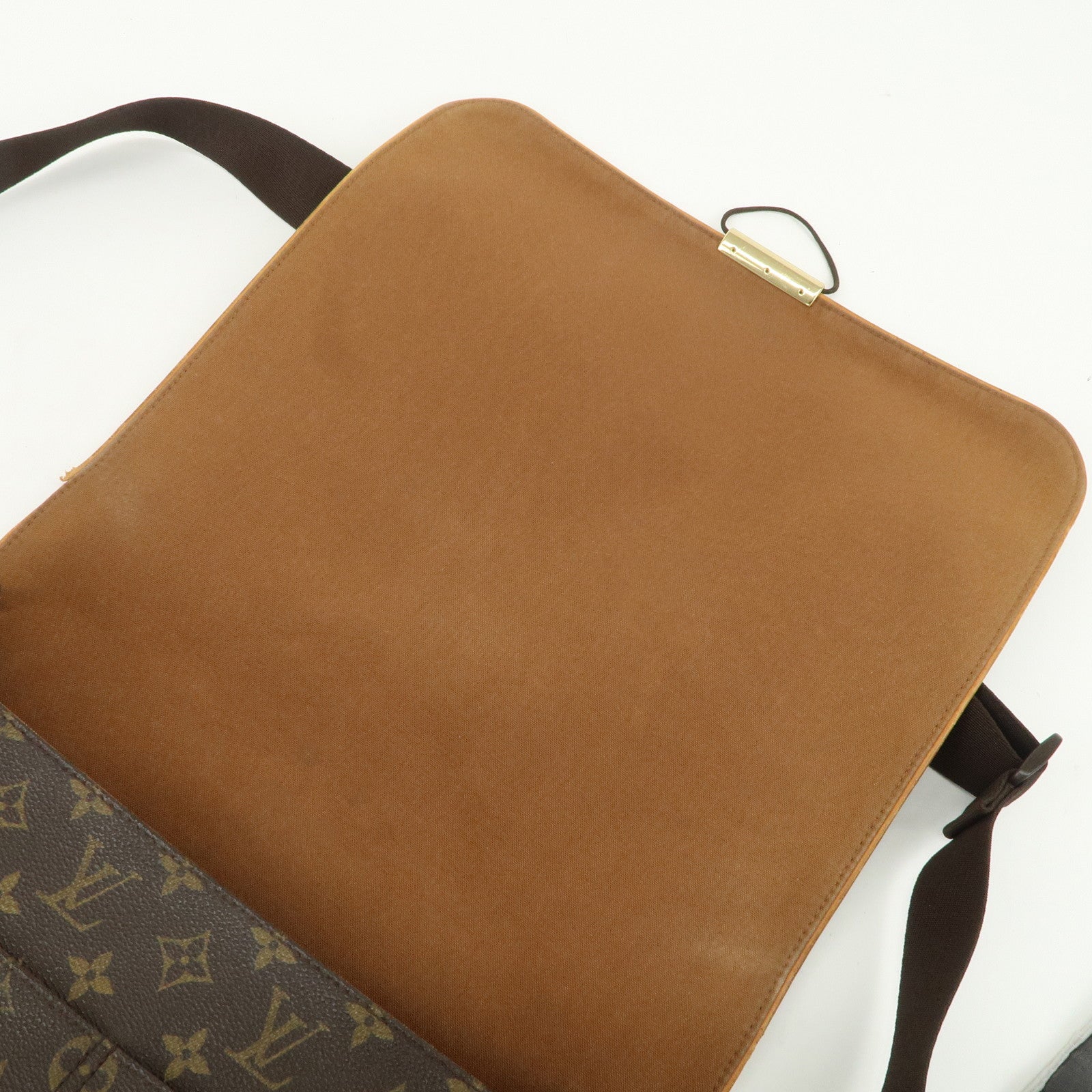 Louis Vuitton Monogram Abbesses Messenger Bag Hand Bag M45257 Used