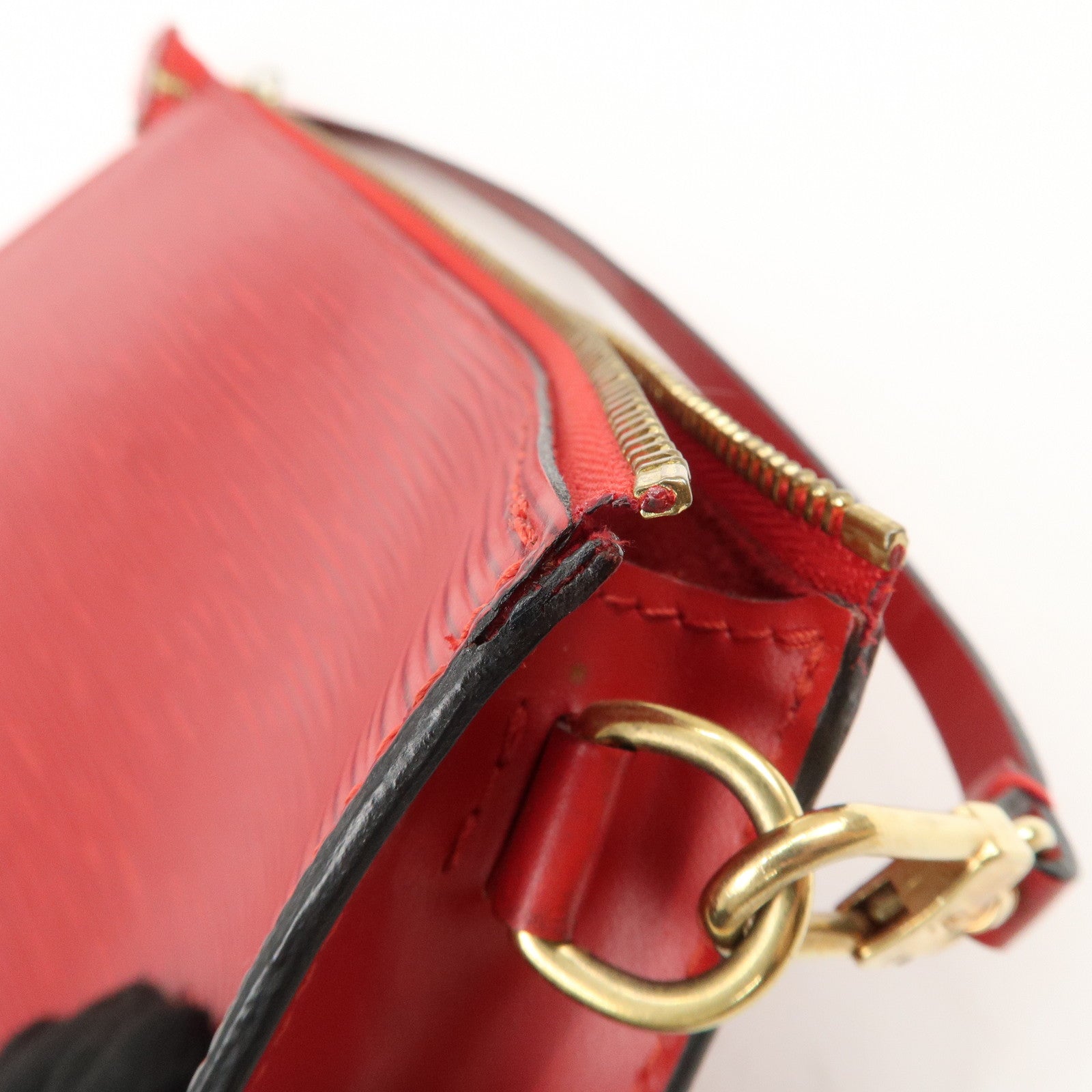 Louis Vuitton Epi Pochette Accessoire Hand Bag Red M40776