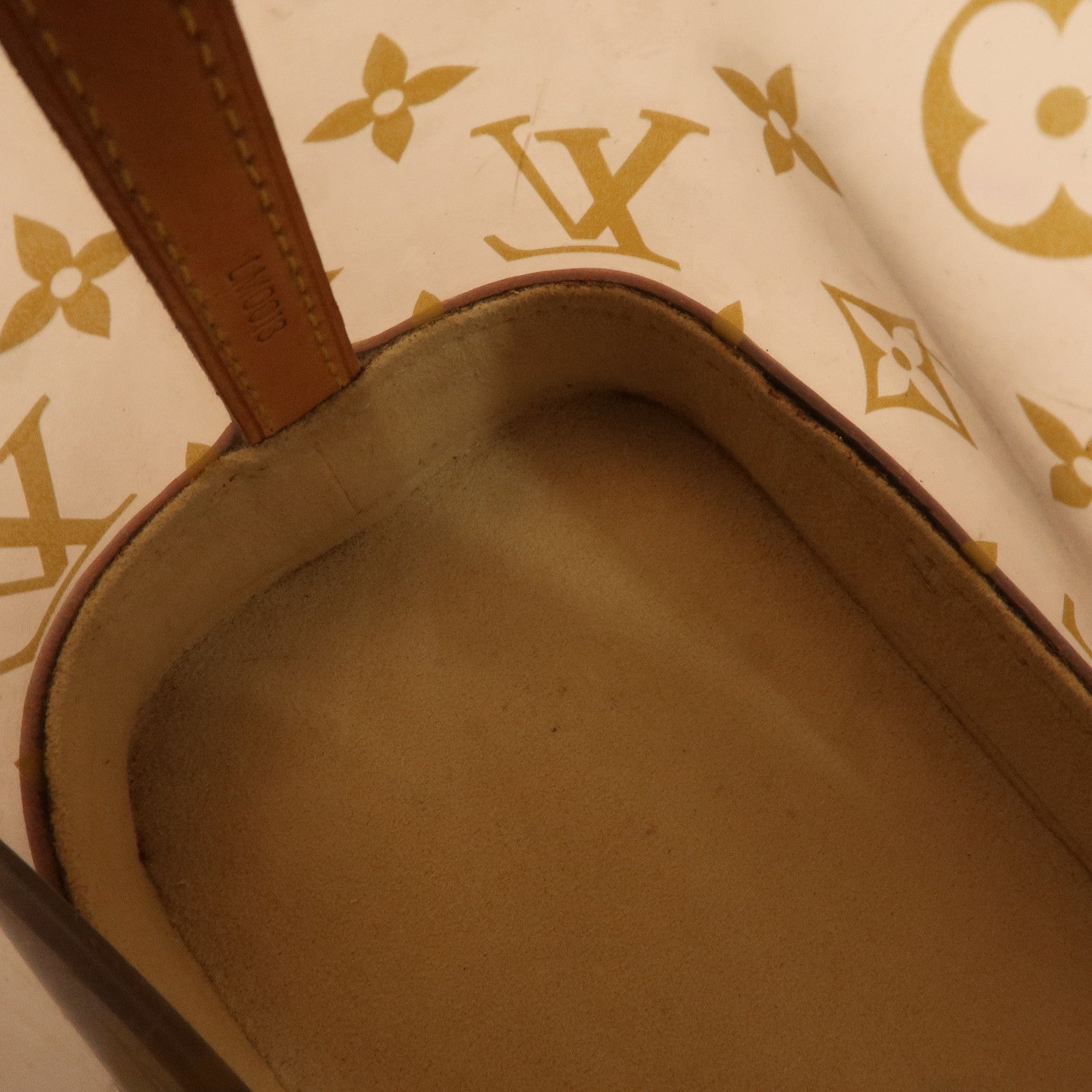 Louis Vuitton Monogram Vinyl Cabas Ambre PM Tote Bag M92502