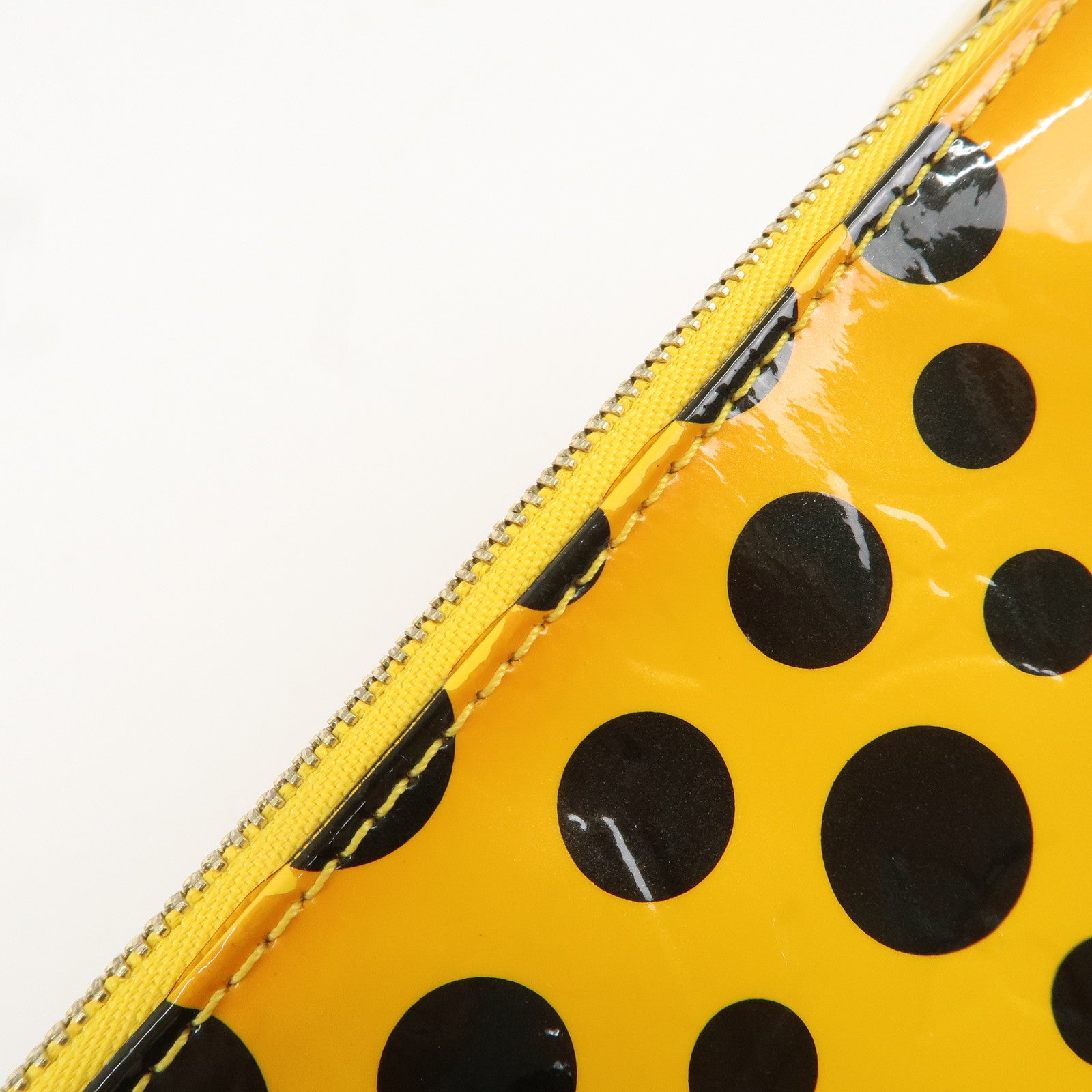 Louis Vuitton Vernis Pochette Accessoires Yayoi Kusama Dot M91426