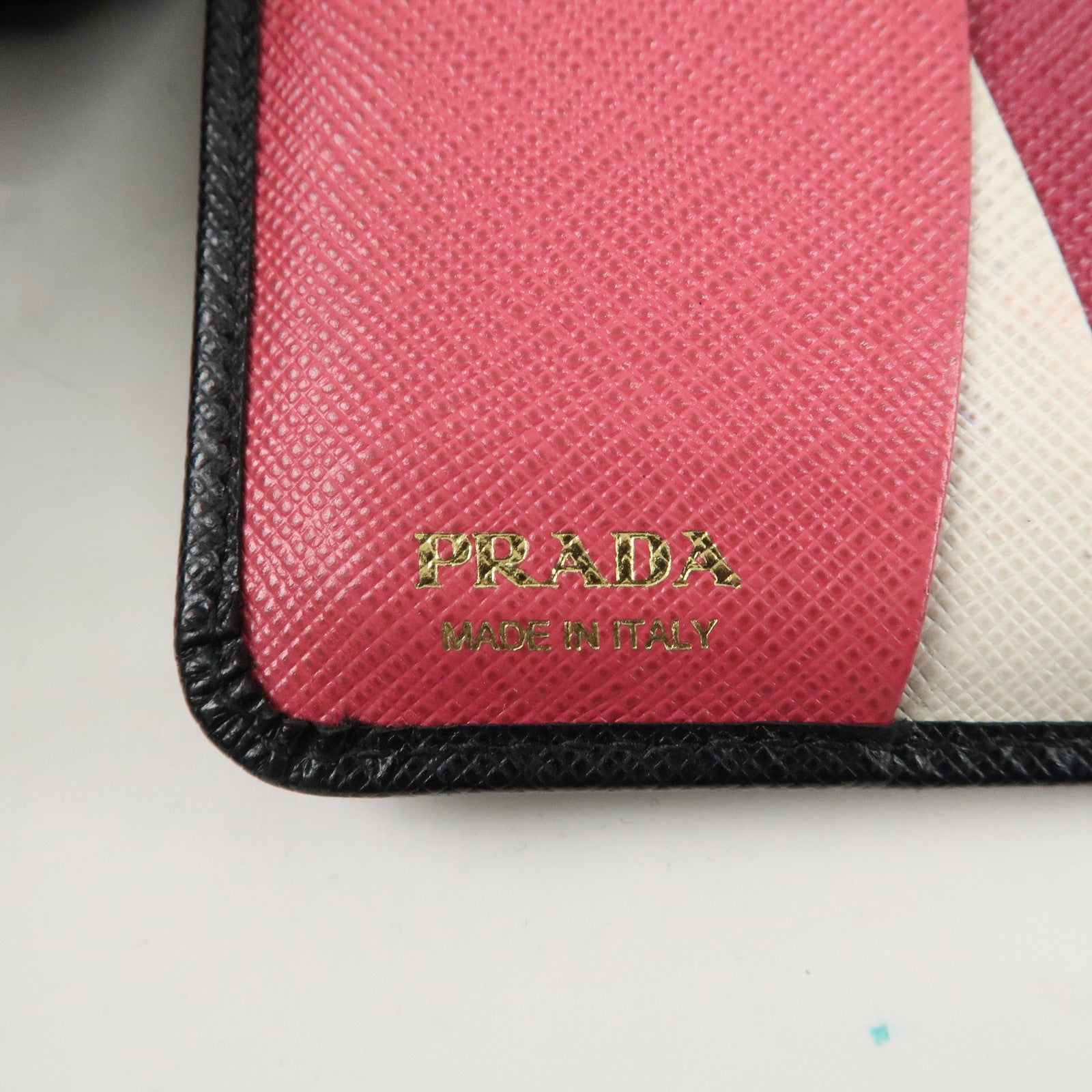 PRADA Logo Leather Bi-Fold Wallet Small Wallet Black 1ML018