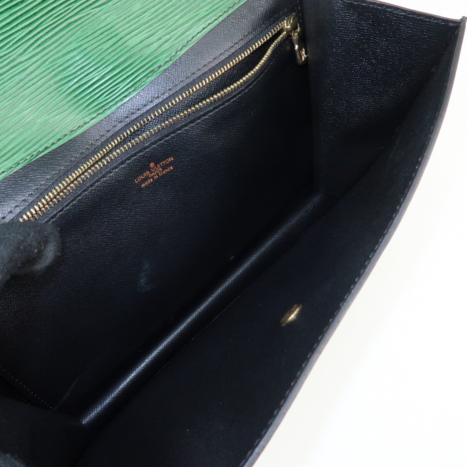 Louis Vuitton Epi Montaigne 27 Clutch Bag Borneo Green M52654