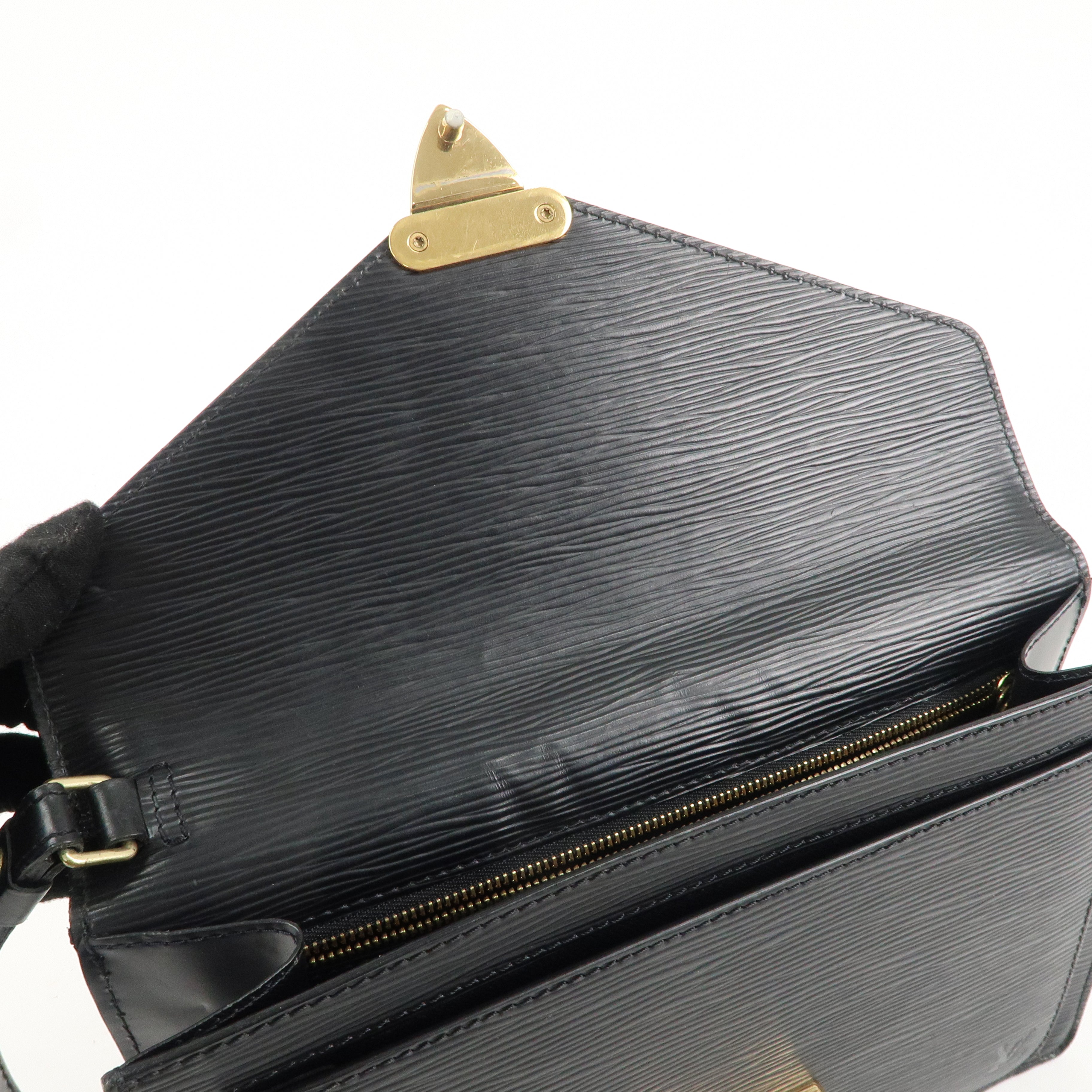 Louis Vuitton Epi Sellier Dragonne Clutch Bag Black M52612